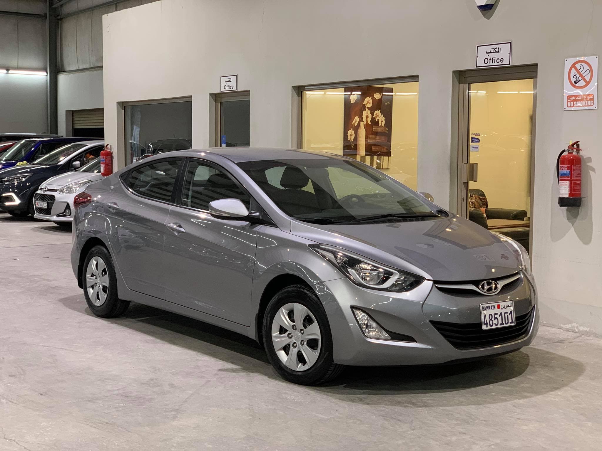 Hyundai Elantra image 1