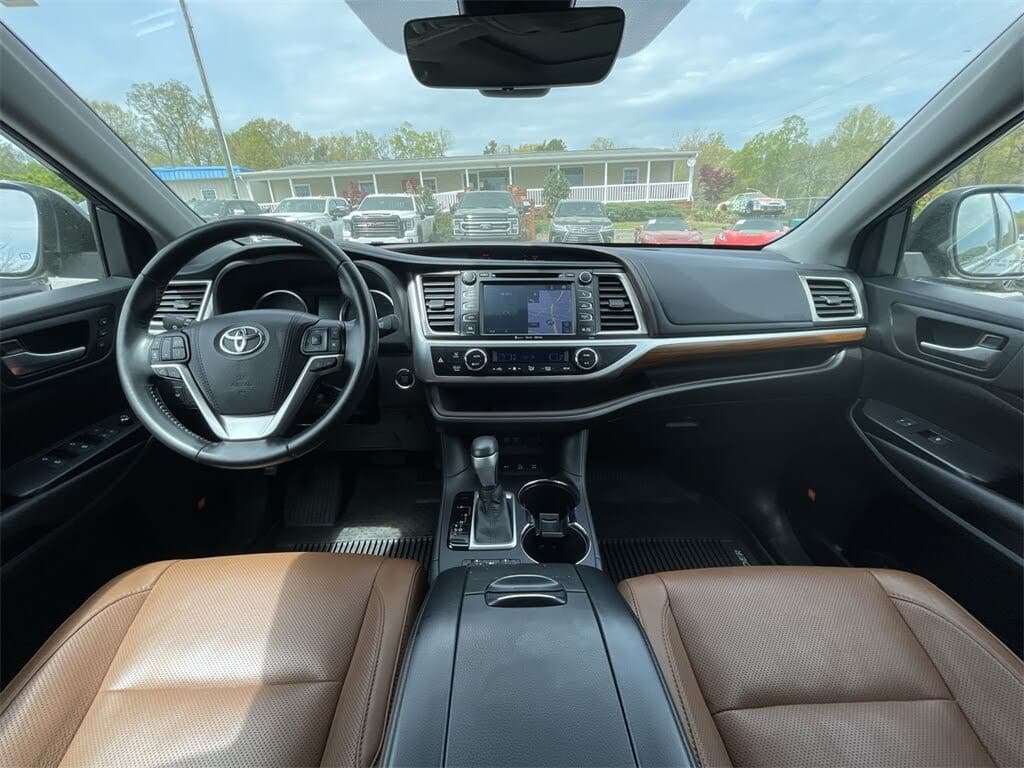 2018 Toyota Highlander  image 6