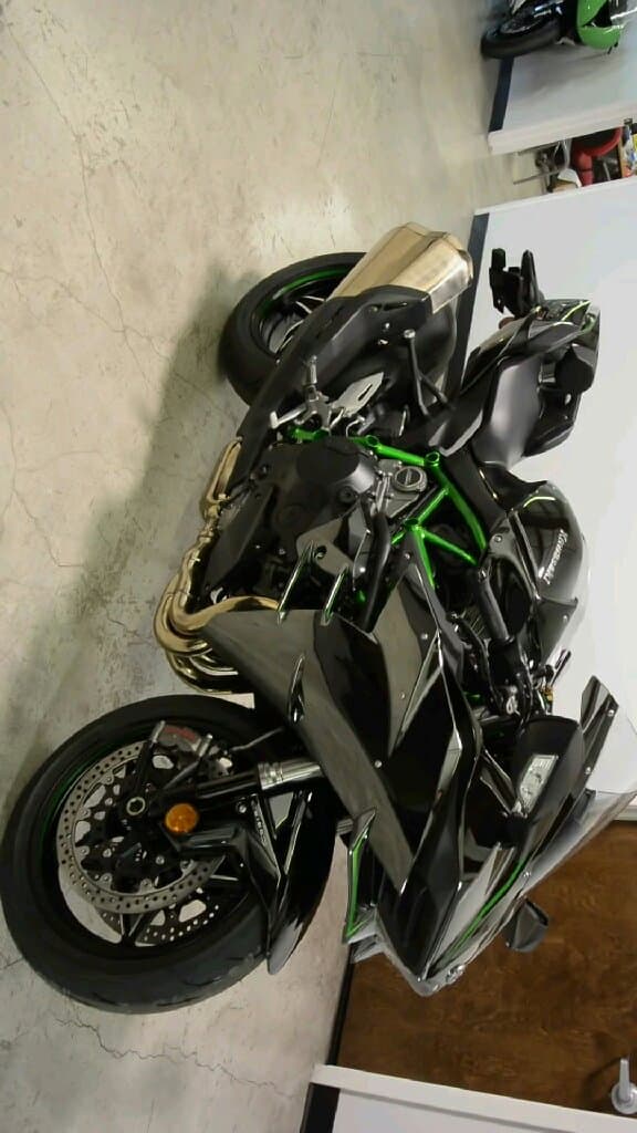 Kawasaki ninja h2 available  image 1