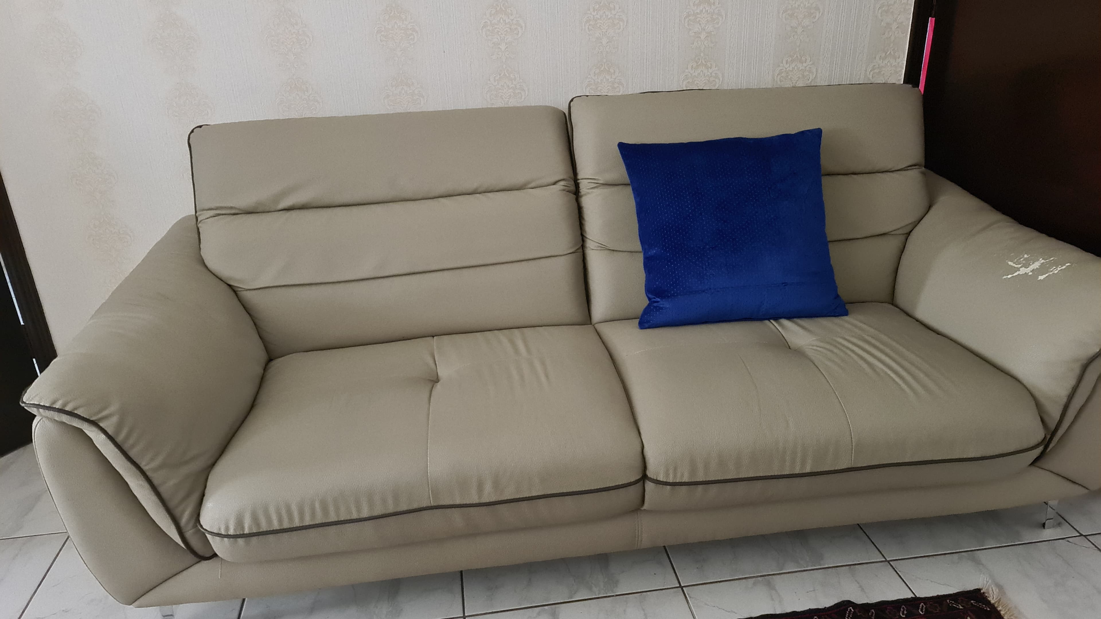 Sofa set image 1
