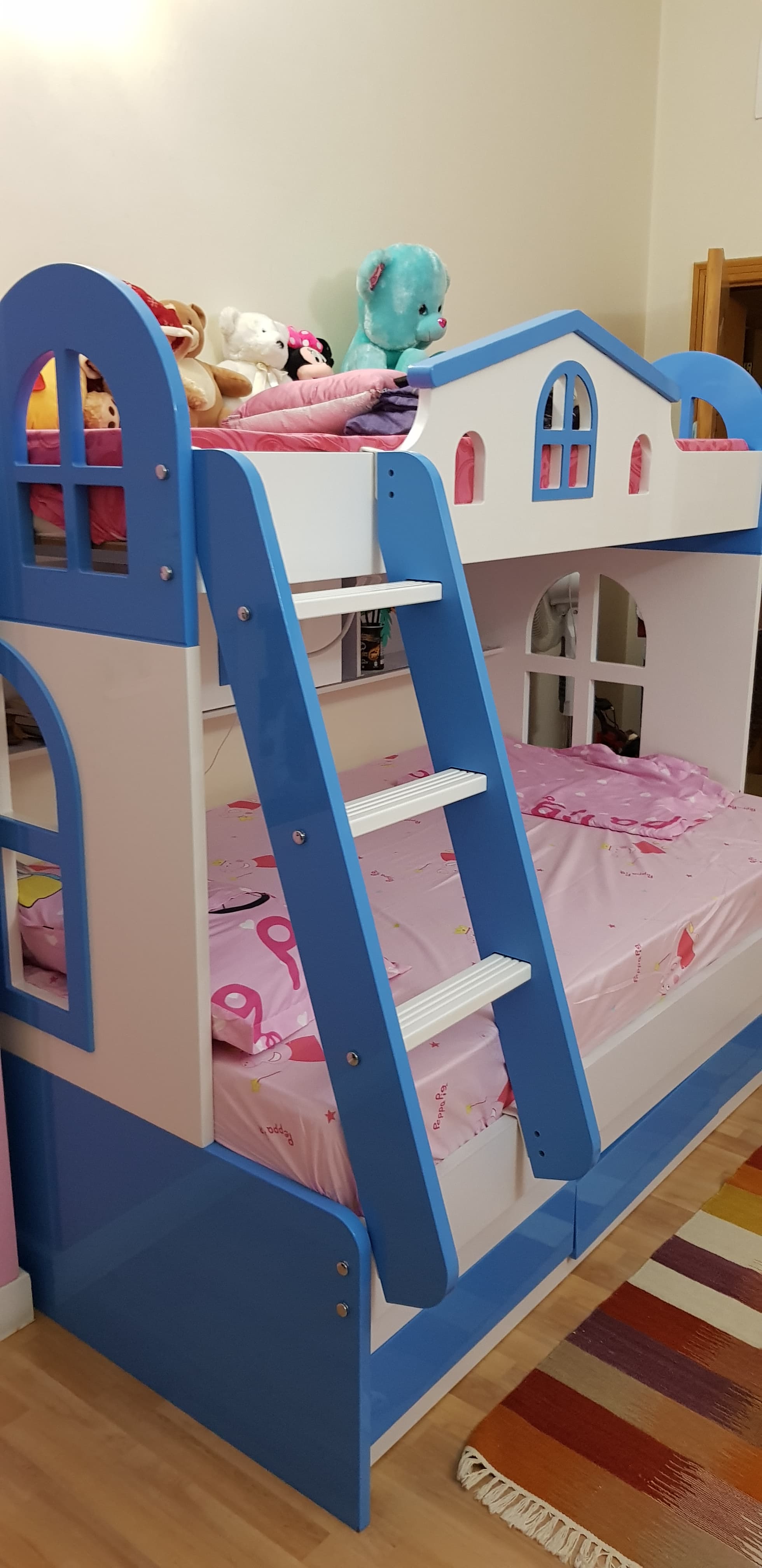 Bunk Bed with mattresses image 2