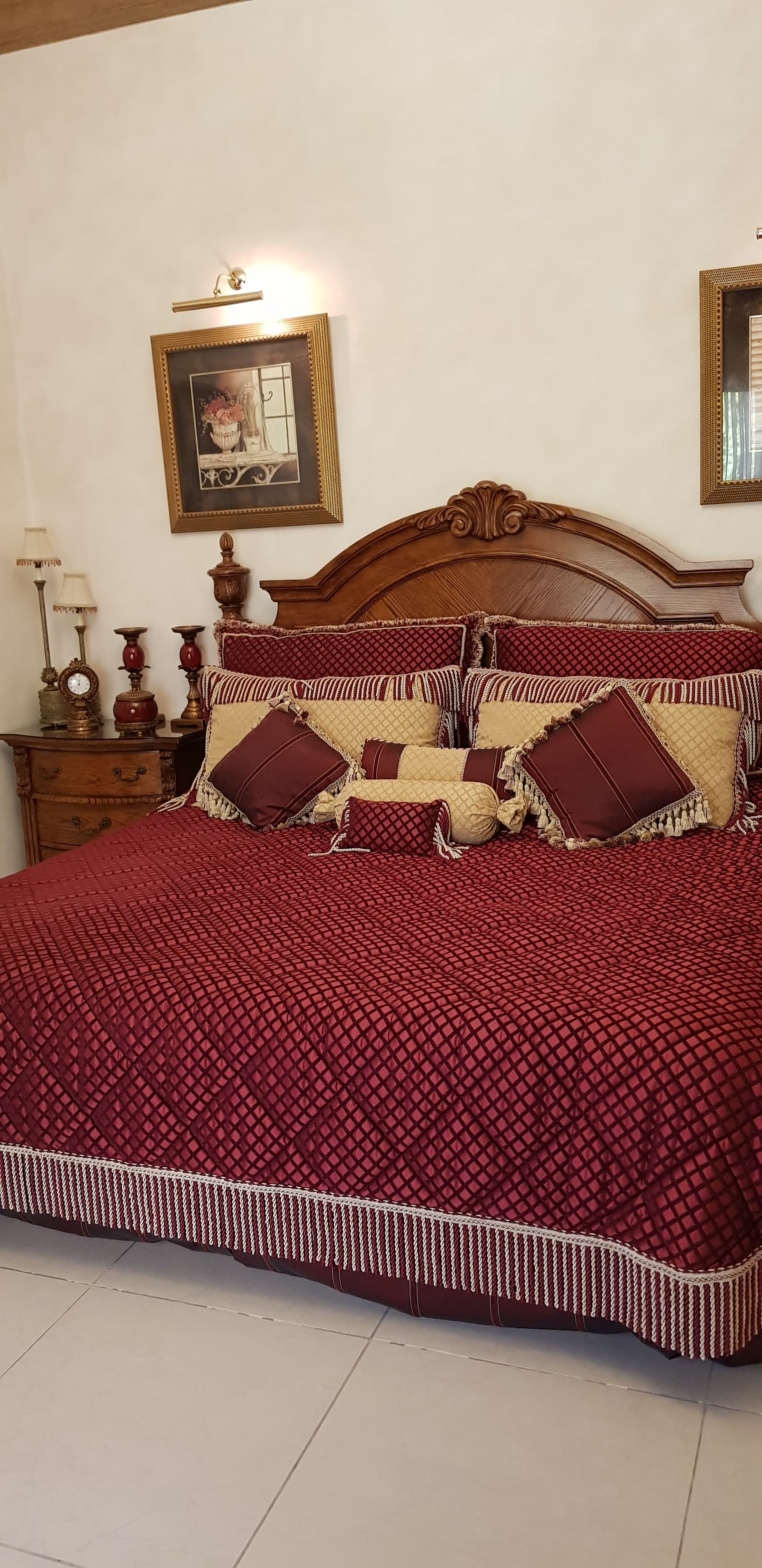 5 Piece King Bedroom set image 3