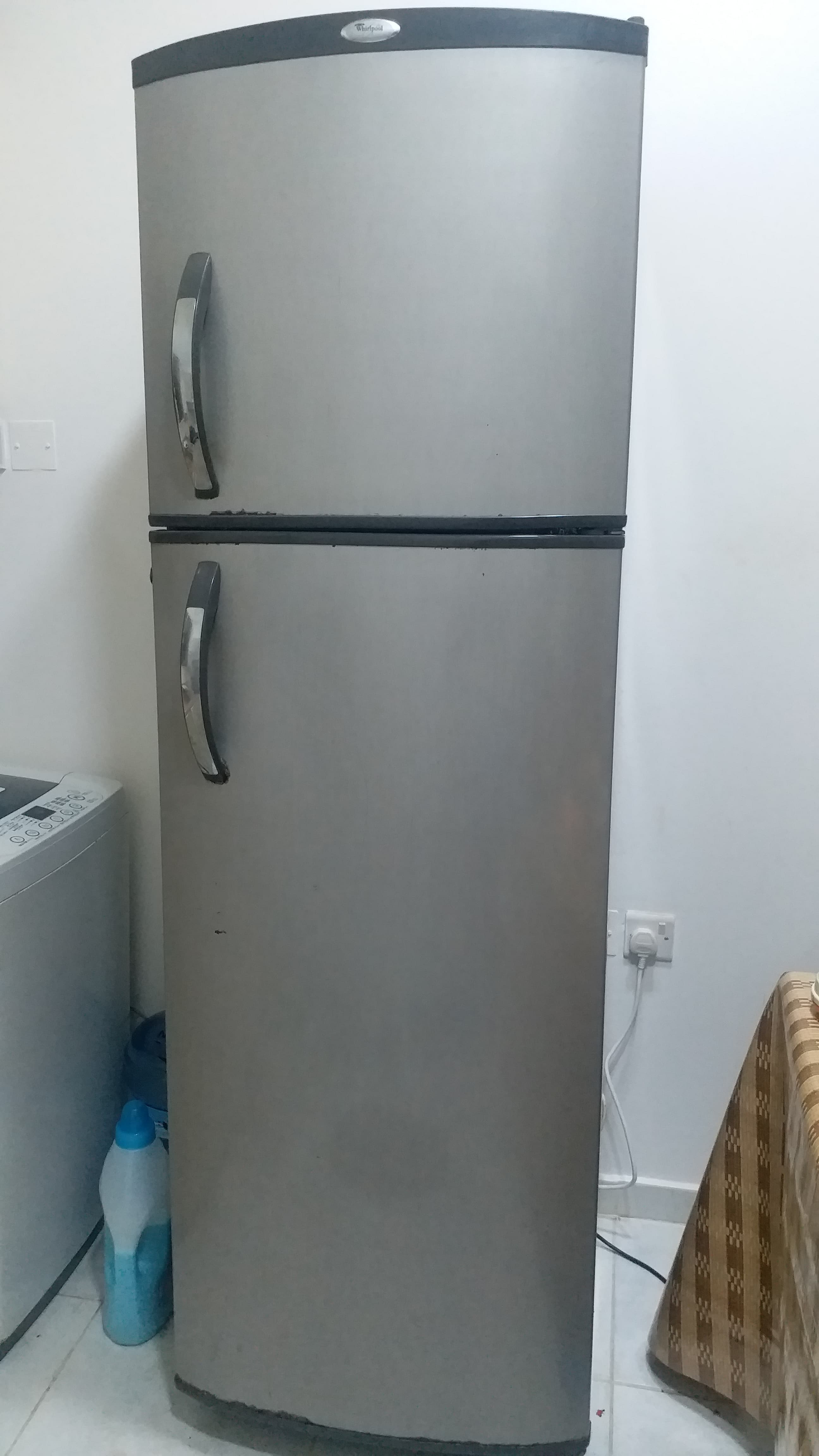 Sale Refrigerator 35BD - For Sale in Bahrain