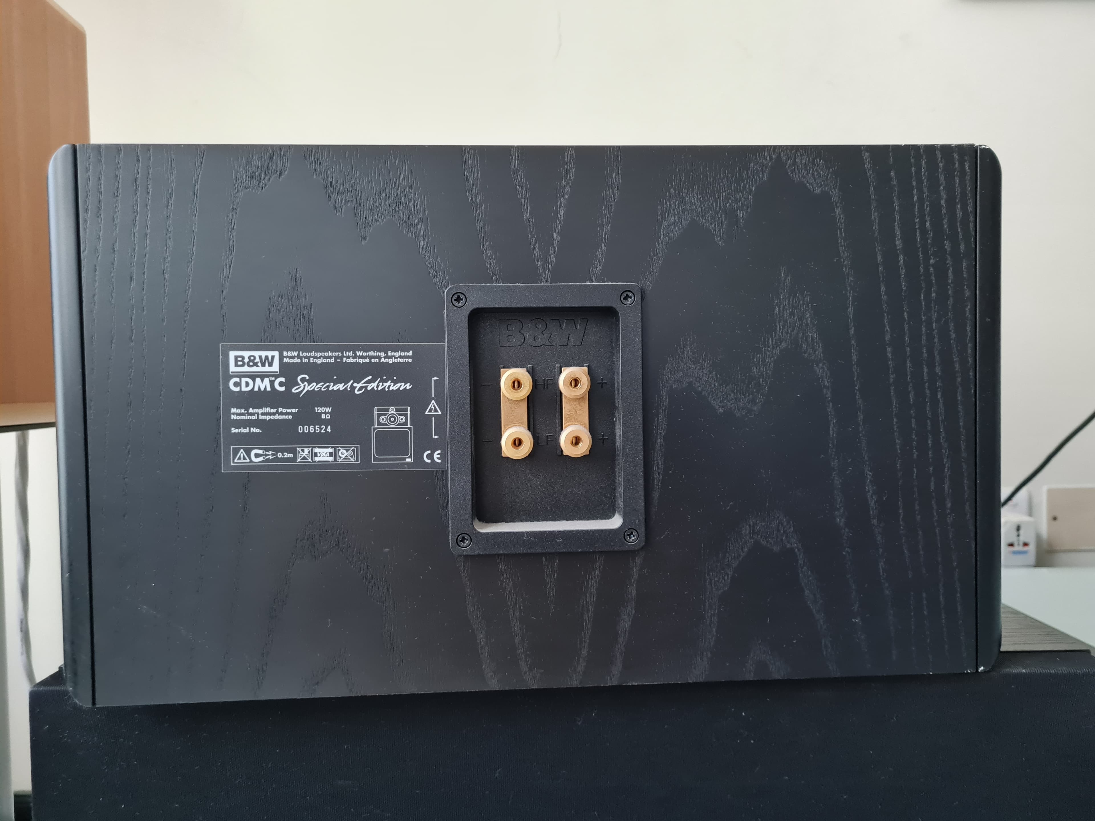 B& W Center Speaker image 2