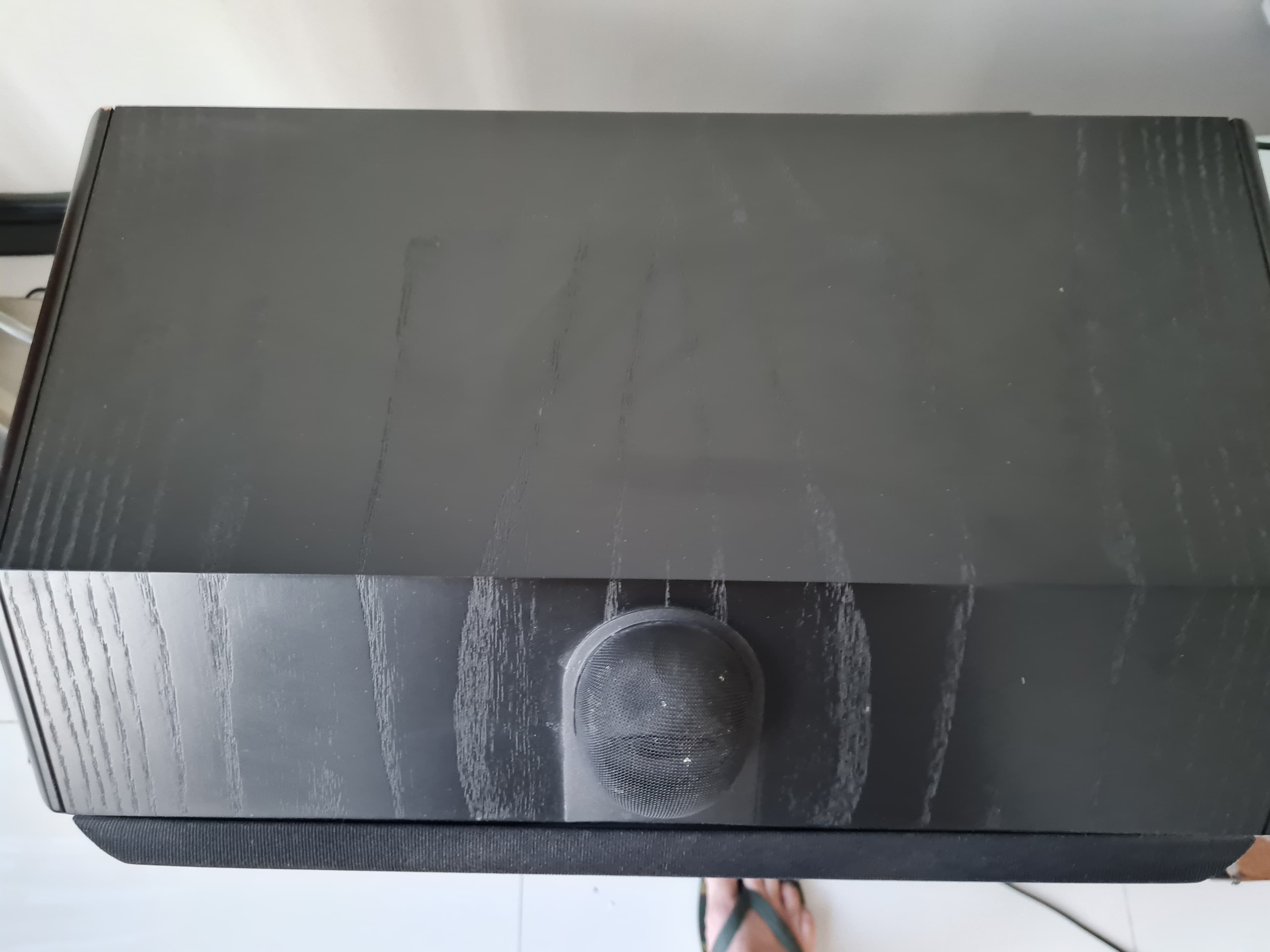 B& W Center Speaker image 3