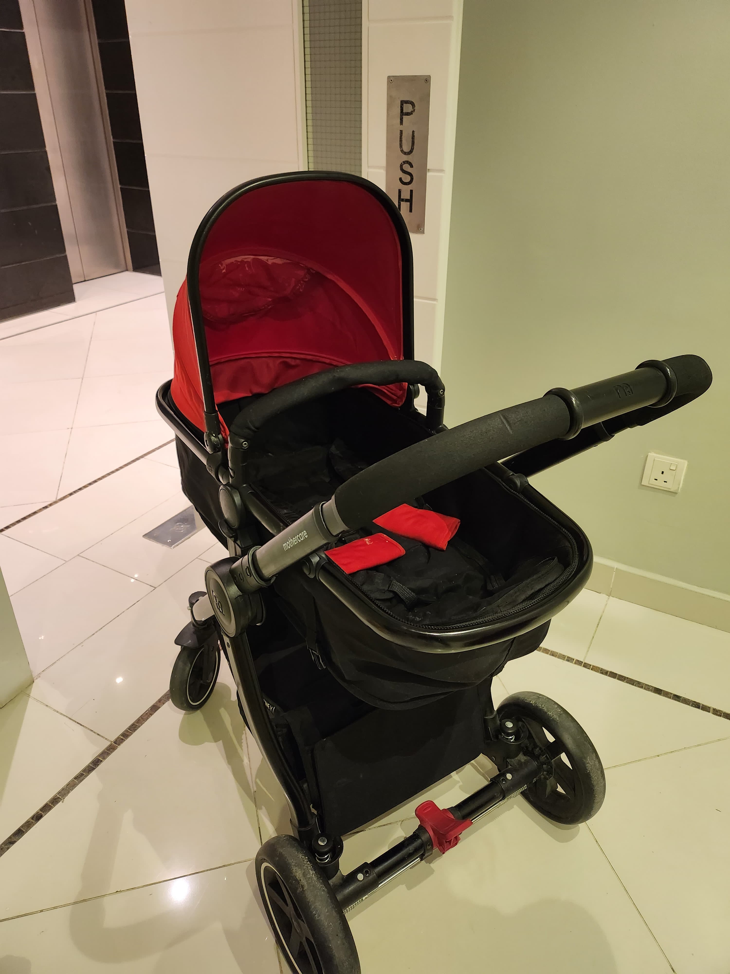 Baby stroller and car seat image 3