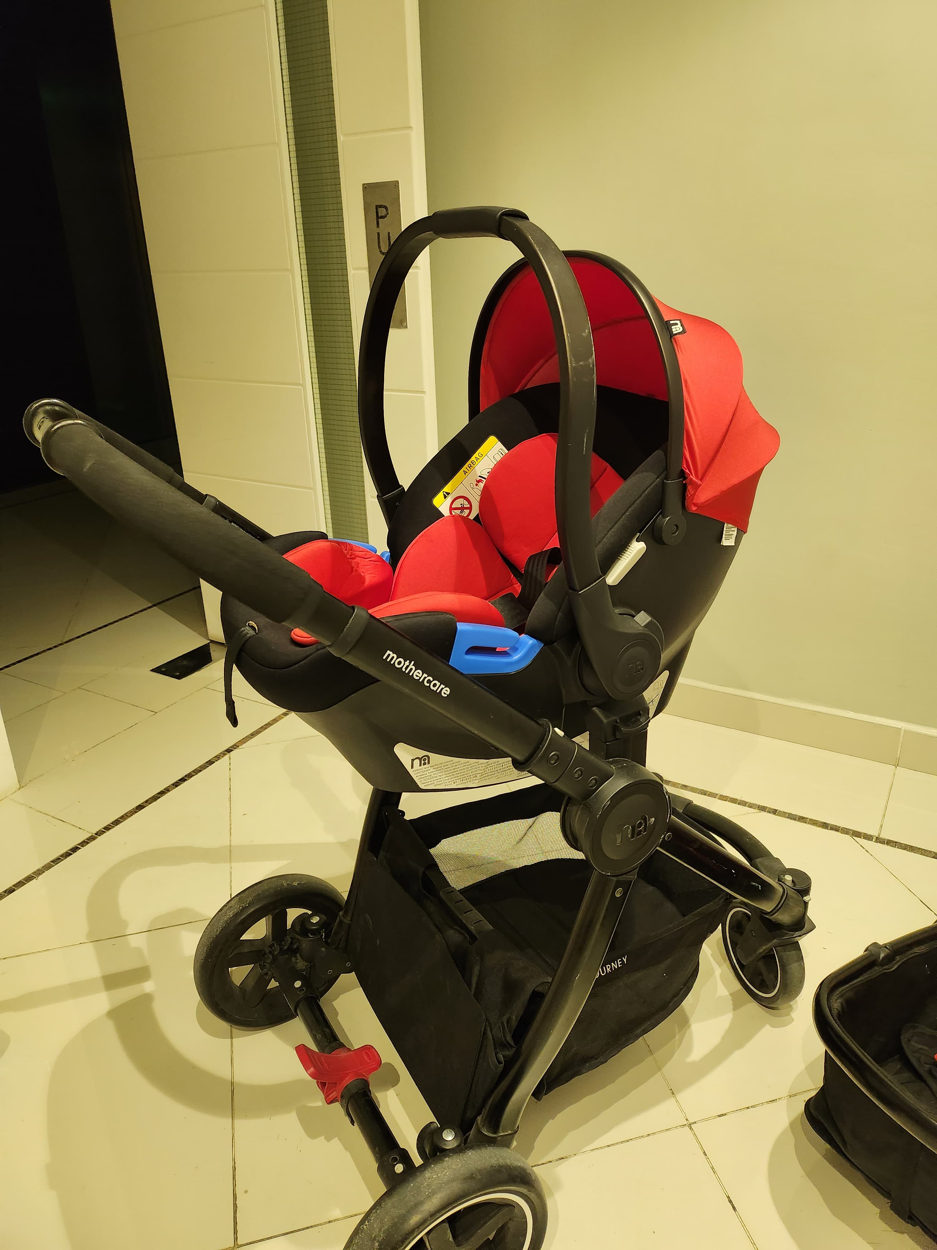 Baby stroller and car seat image 4