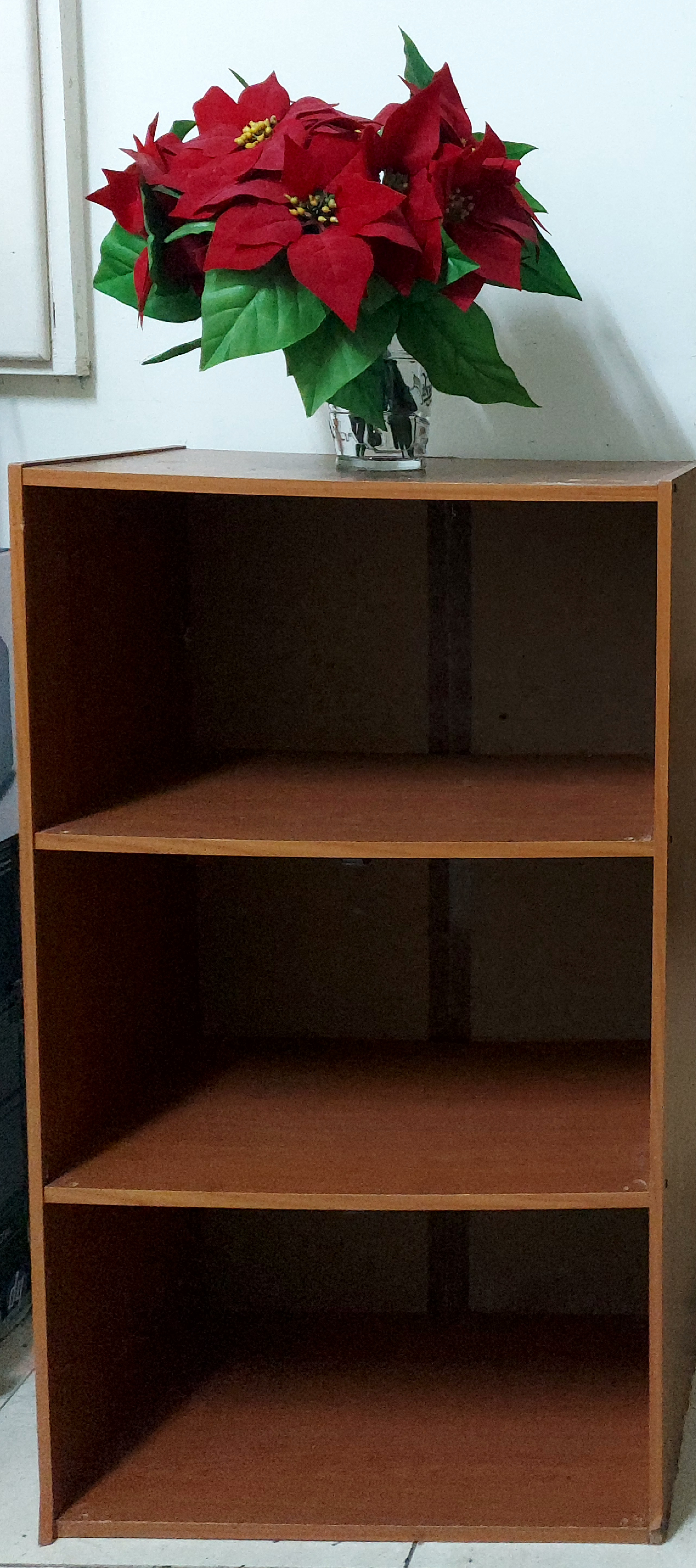 Sturdy book shelf for sale. image 2