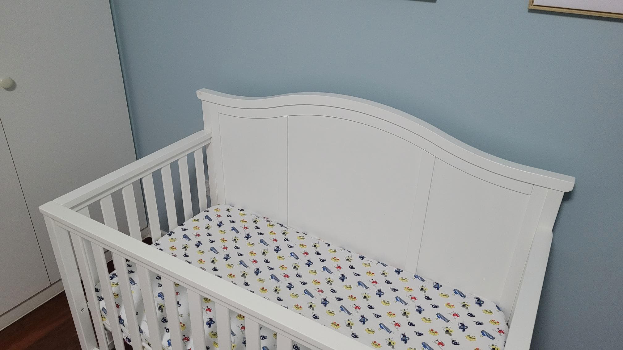 Crib and Mattress For Sale image 4