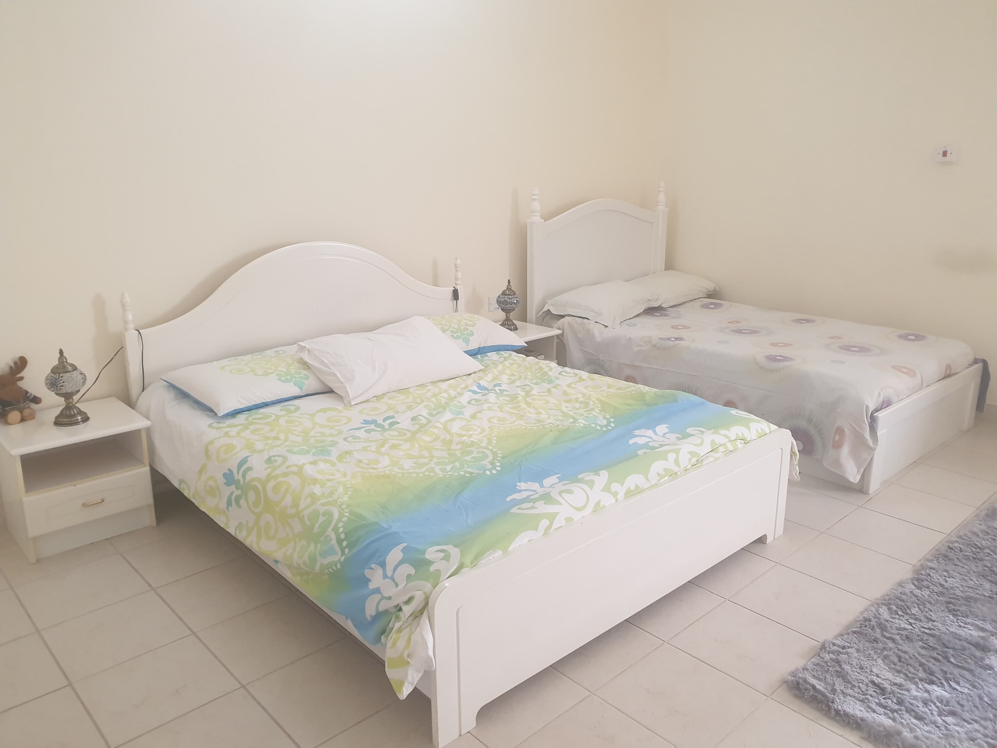 Teens bedroom  - For Sale in Bahrain