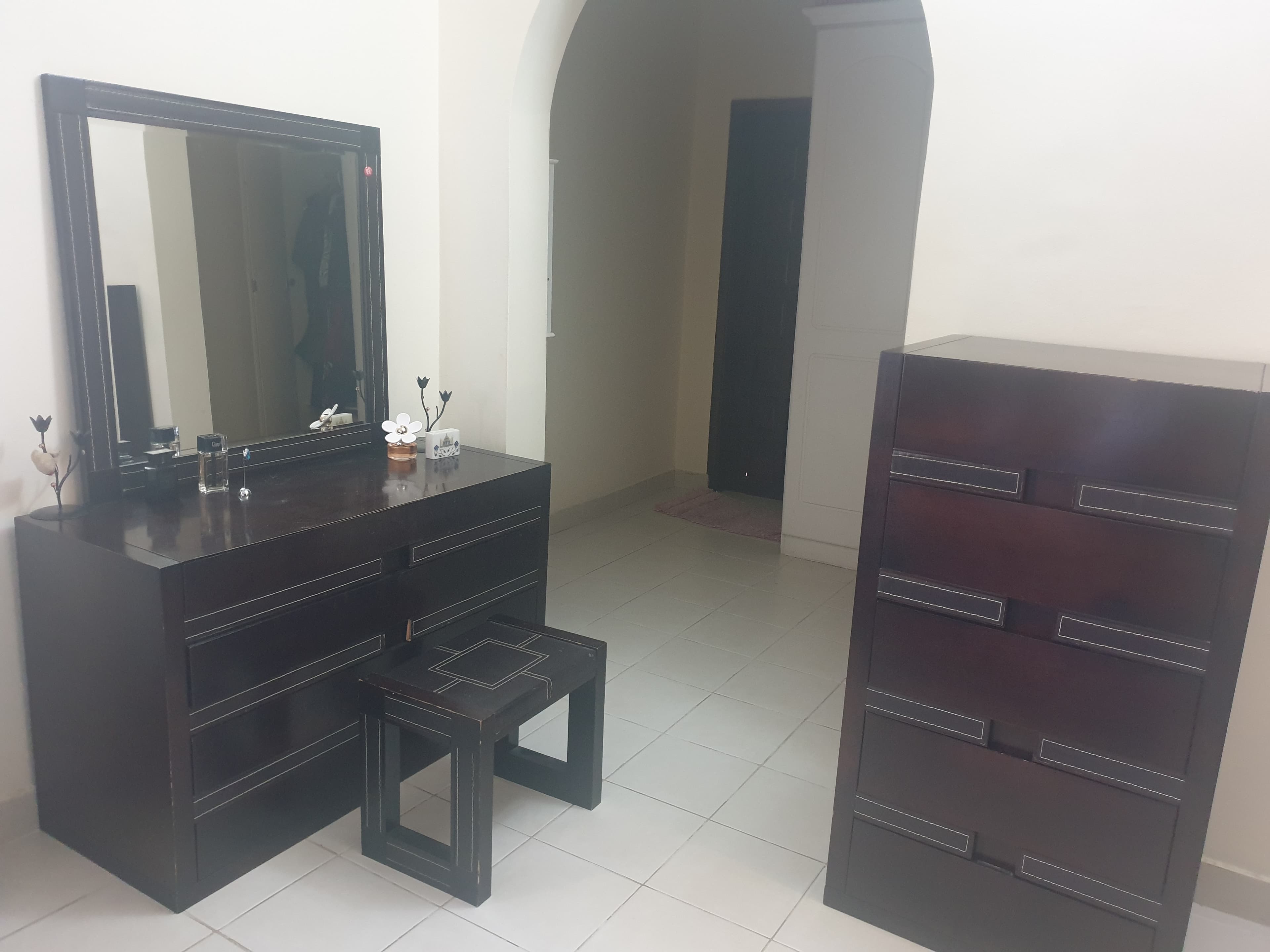 Wooden leather master bedroom  - For Sale in Bahrain