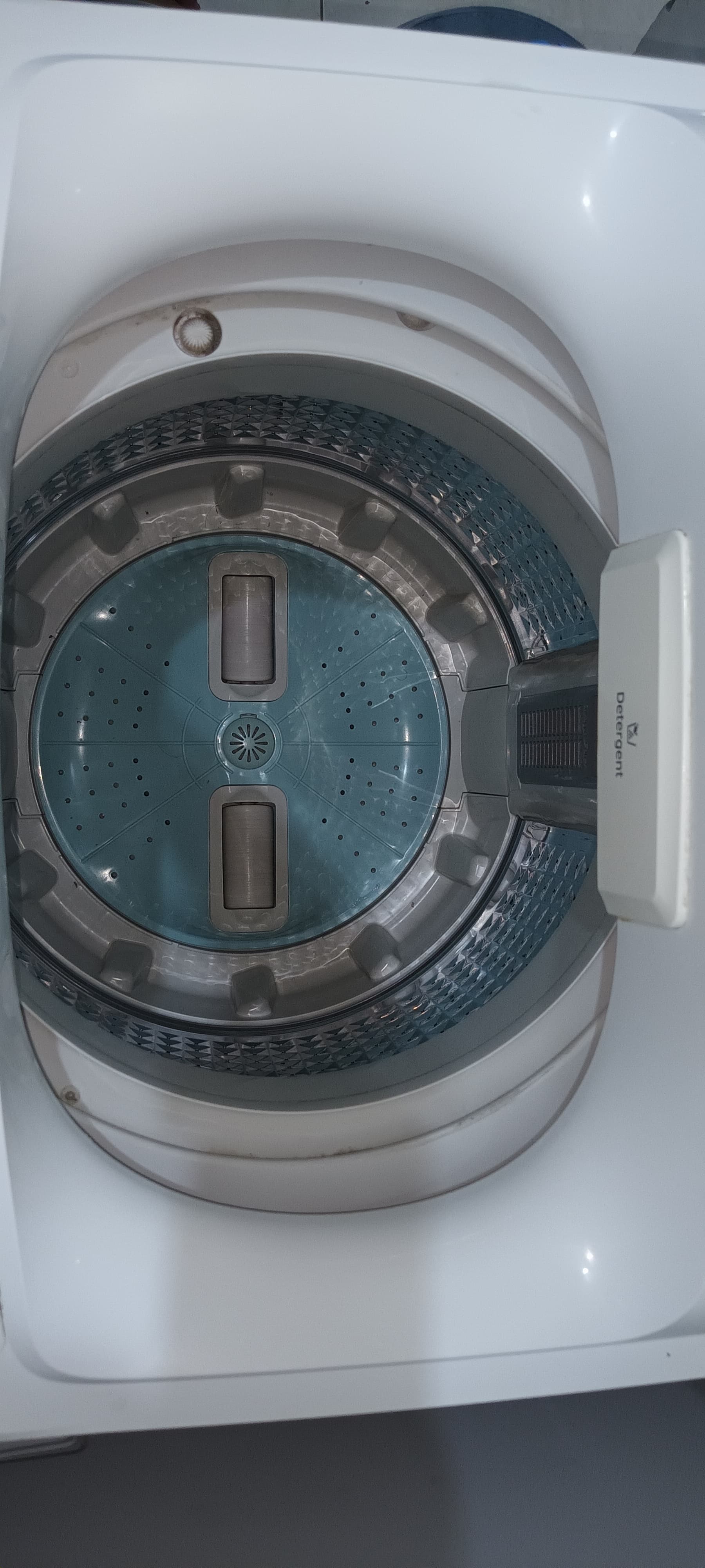 Washing machine image 2