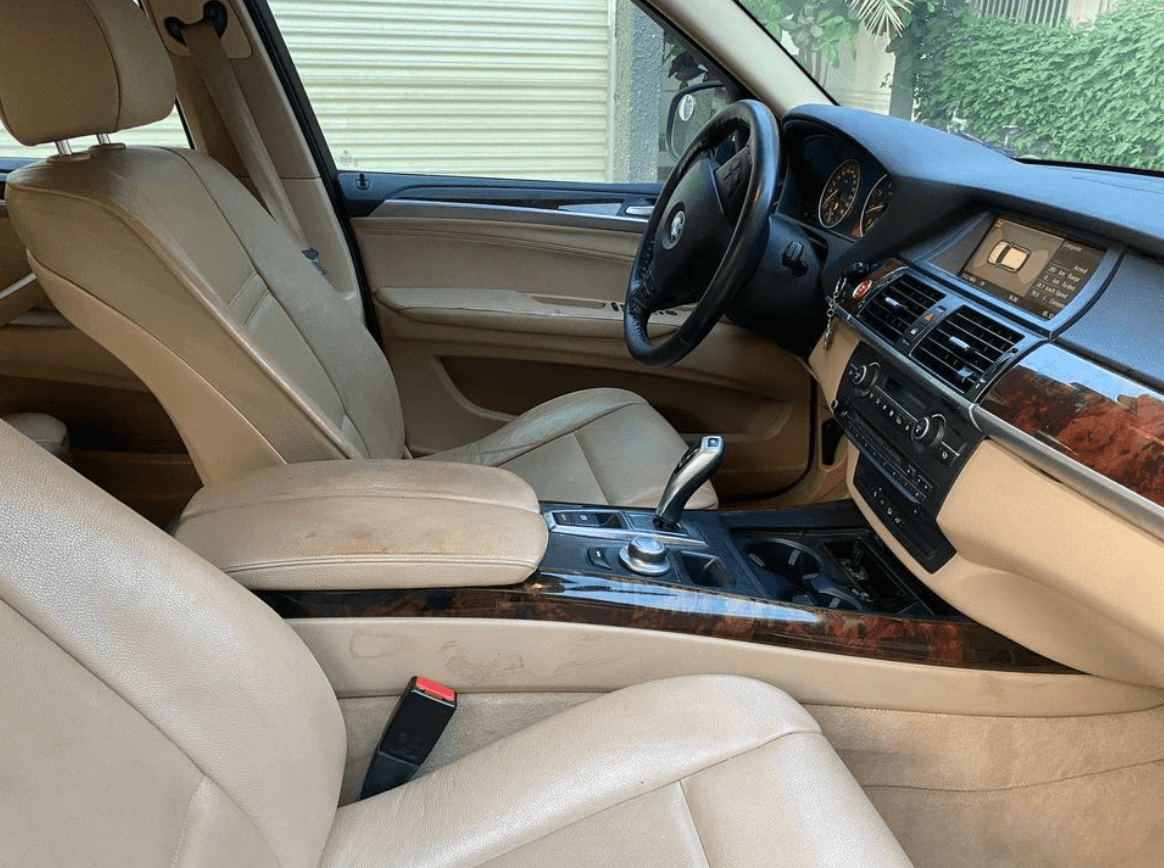 BMW X5 (Full Option 7 Seater) image 4
