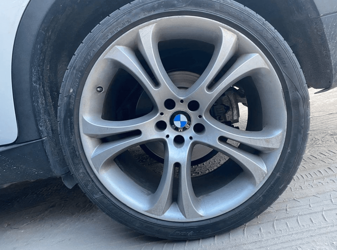 BMW X5 (Full Option 7 Seater) image 6