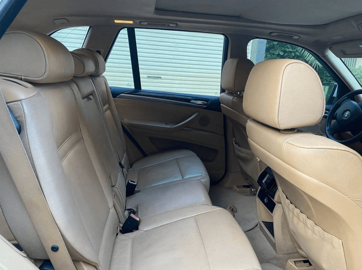BMW X5 (Full Option 7 Seater) image 7