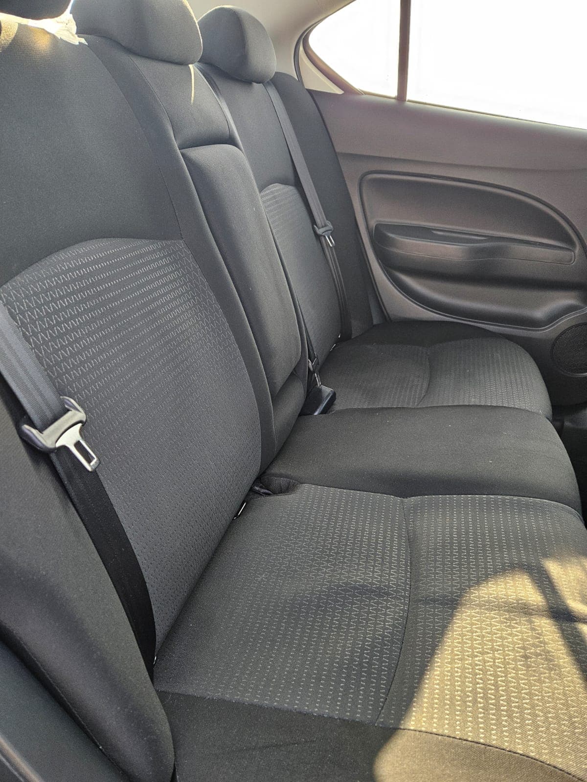 Nissan Sunny, 2016, 47,000 KM image 5