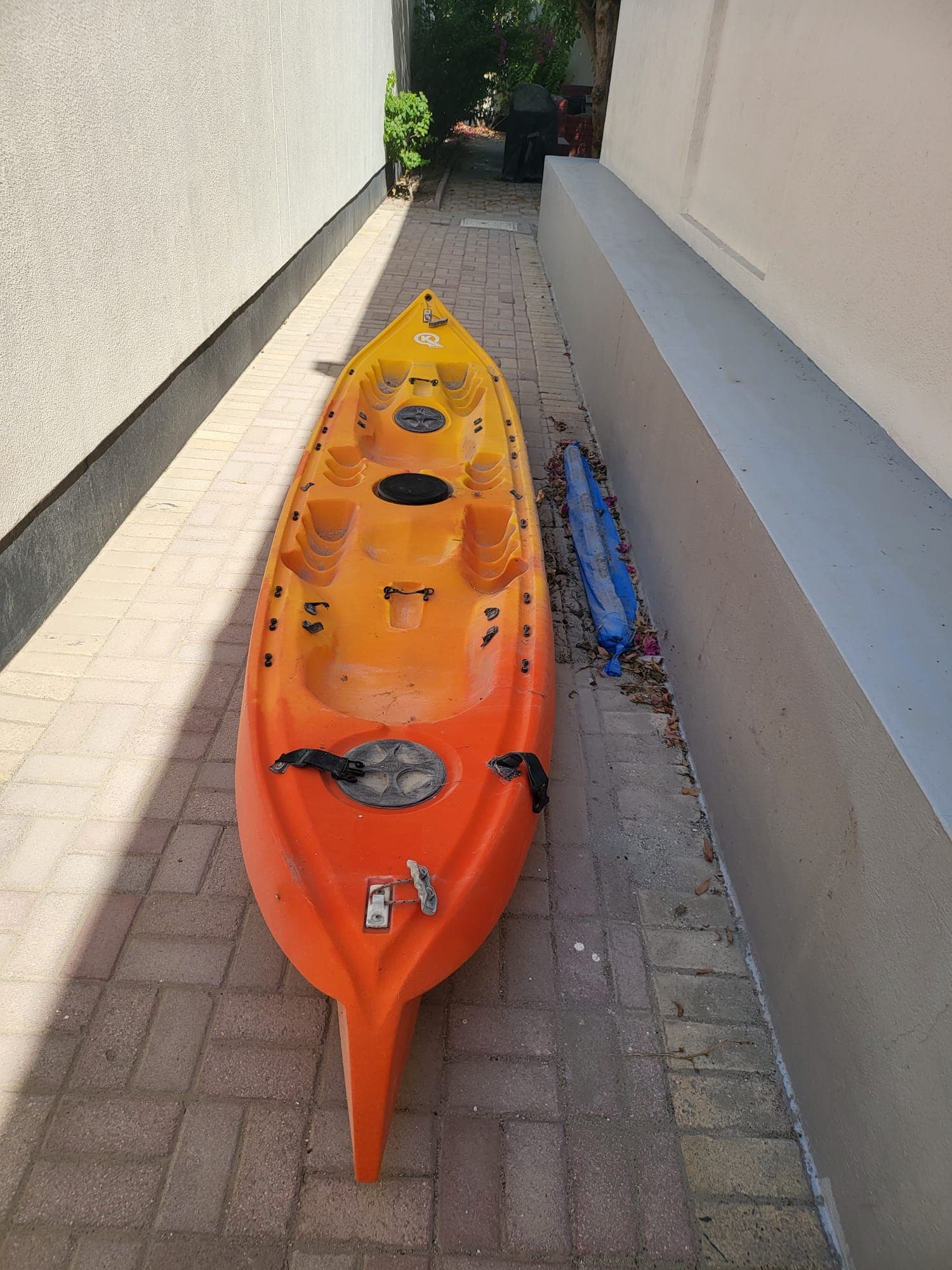 Canoe - For Sale in Bahrain
