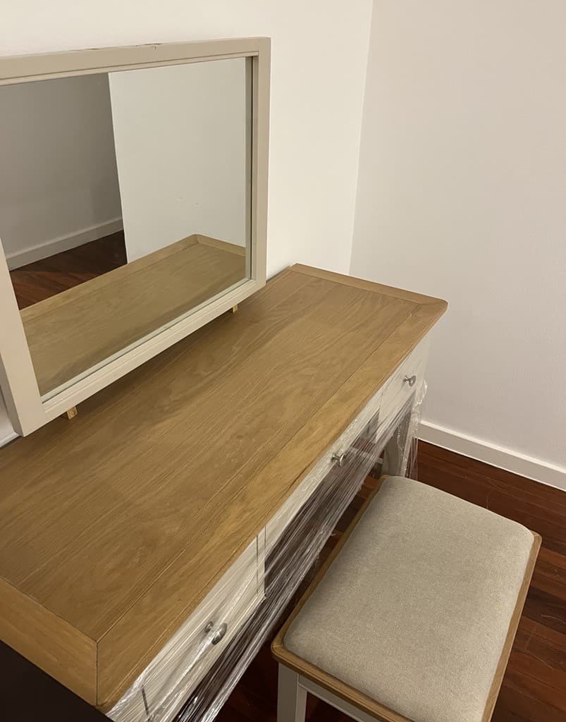 Dressing Table with stool - For Sale in Bahrain
