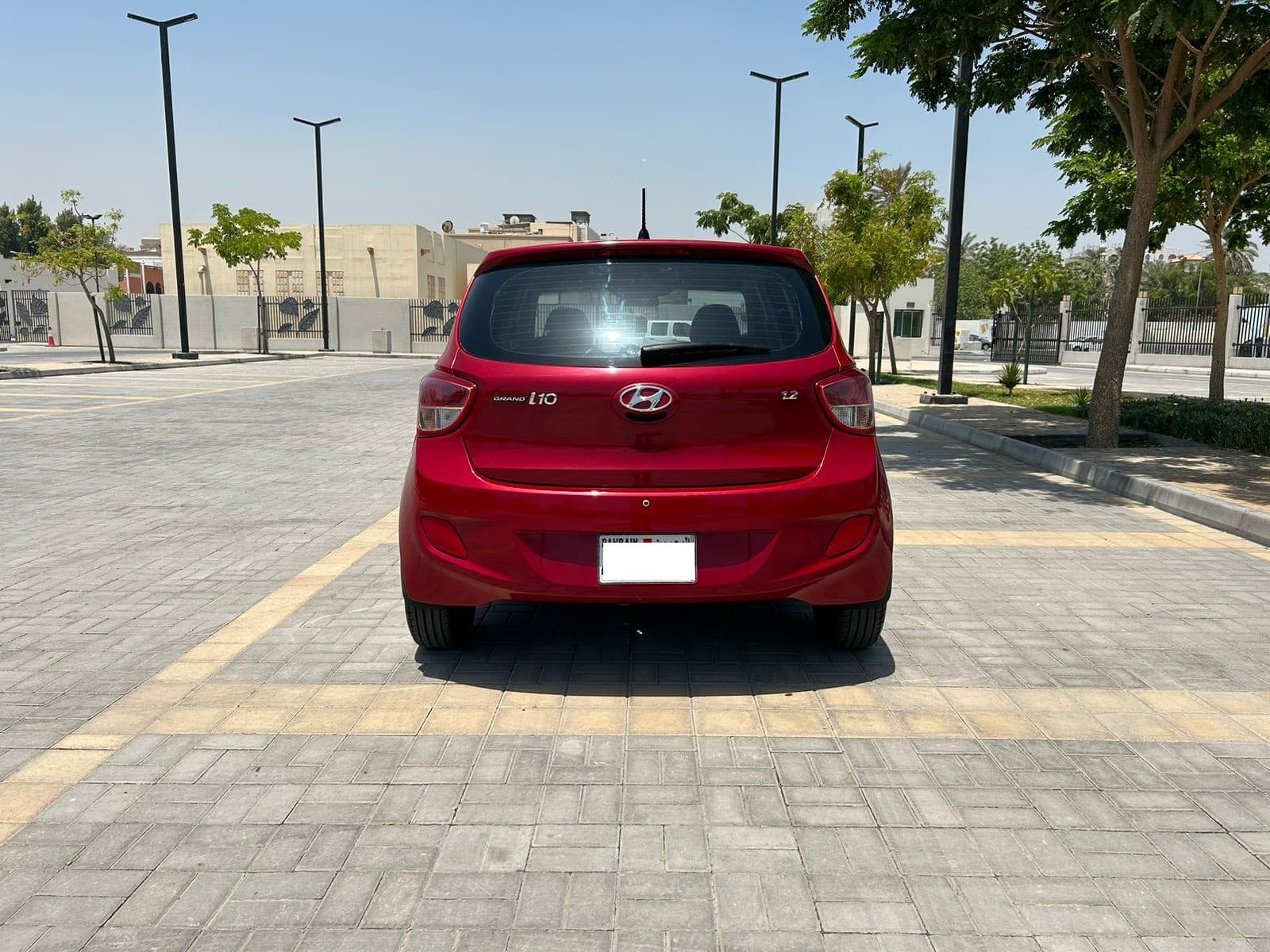HYUNDAI gRAND i10- 2016 image 3