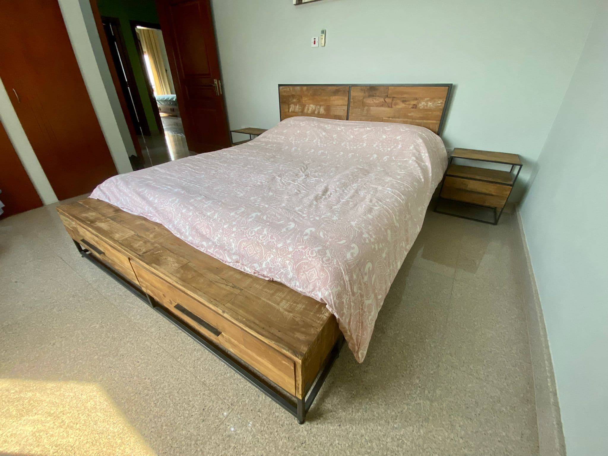 Beautiful Bedroom Set for Sale image 6