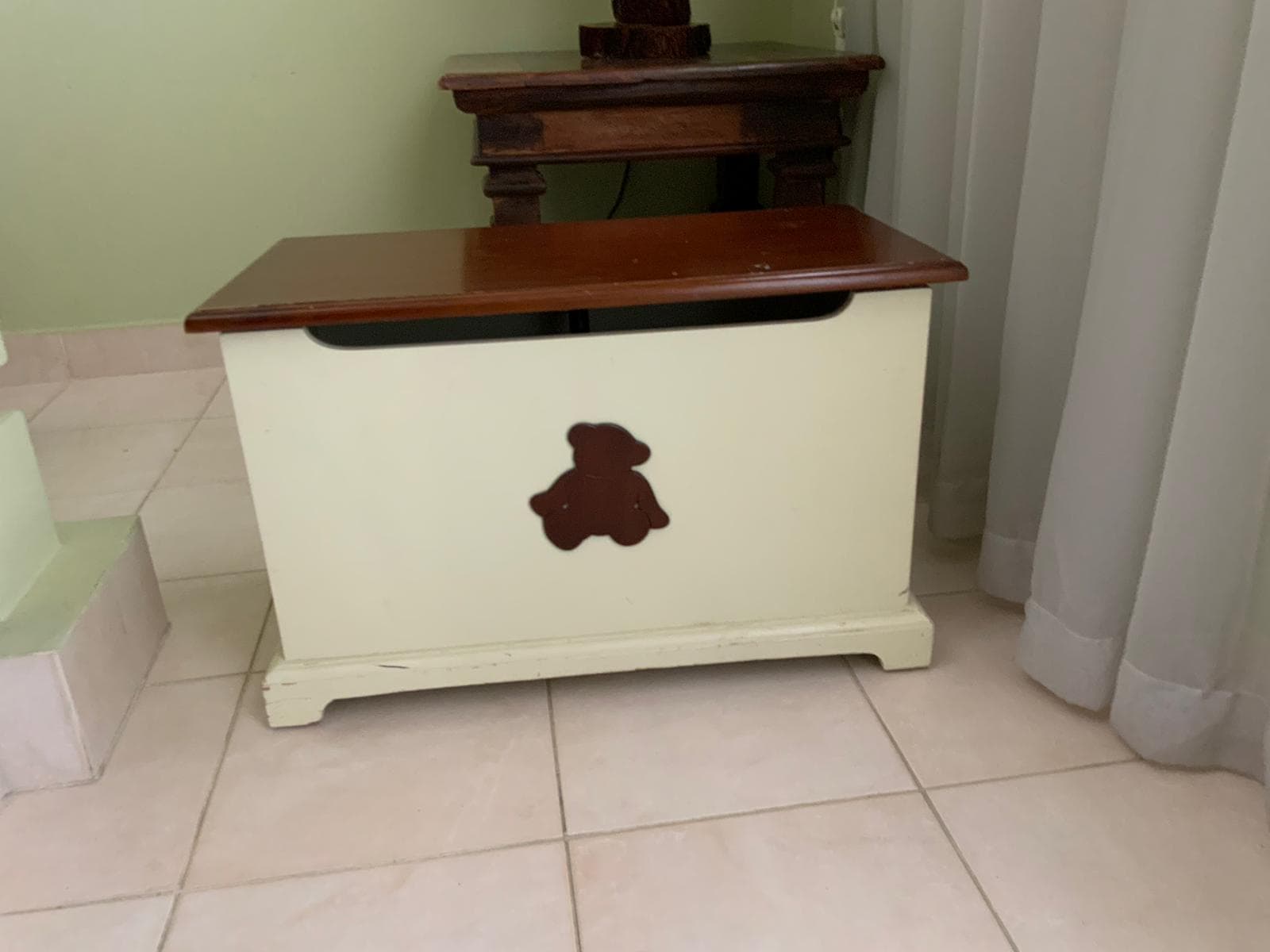 Toy chests - For Sale in Bahrain