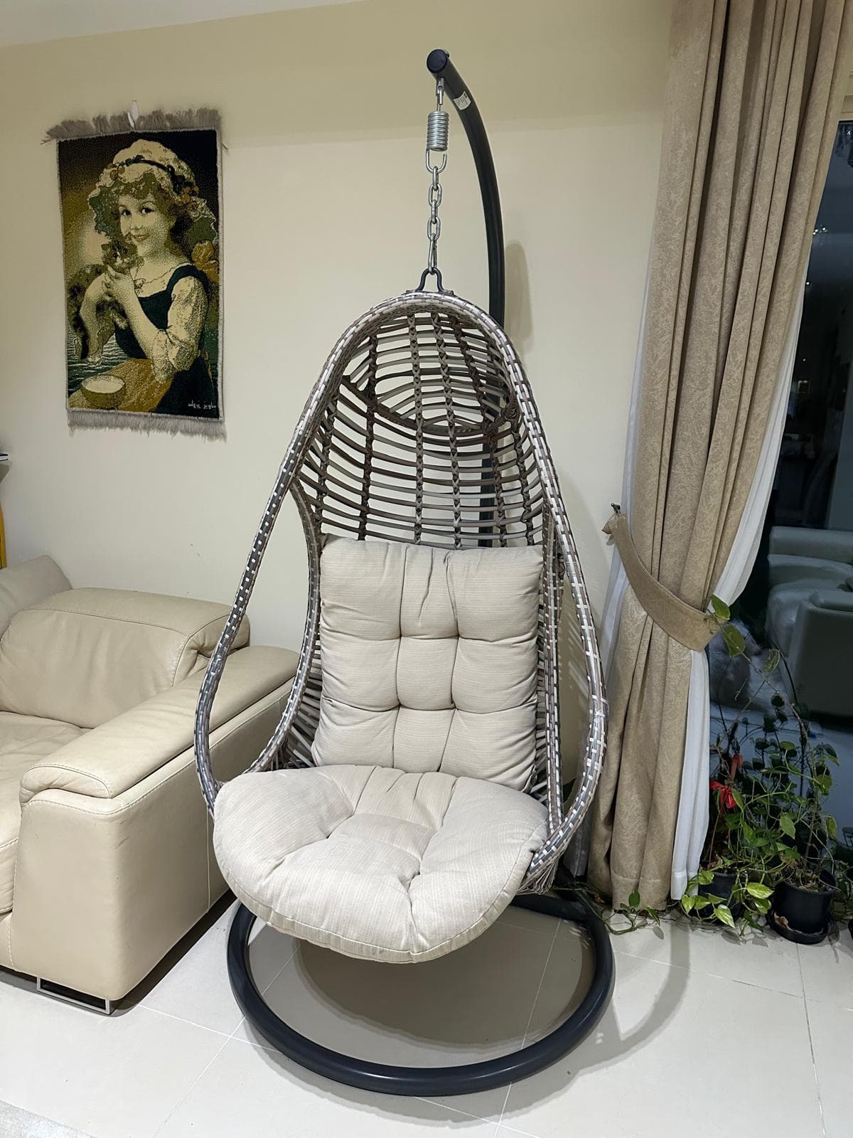 Swing Chair for sale - For Sale in Bahrain