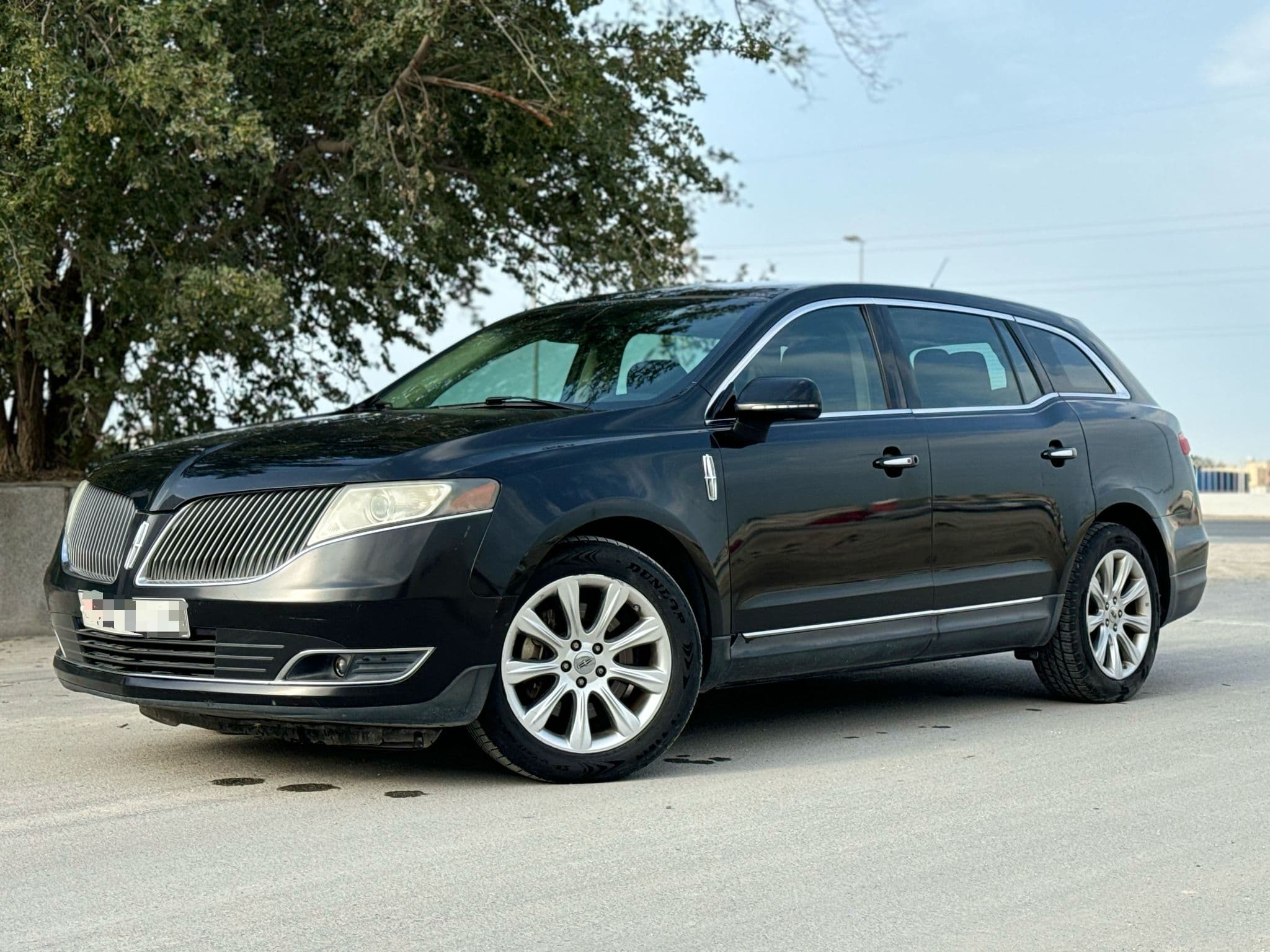 Lincoln MKT 2014  image 1