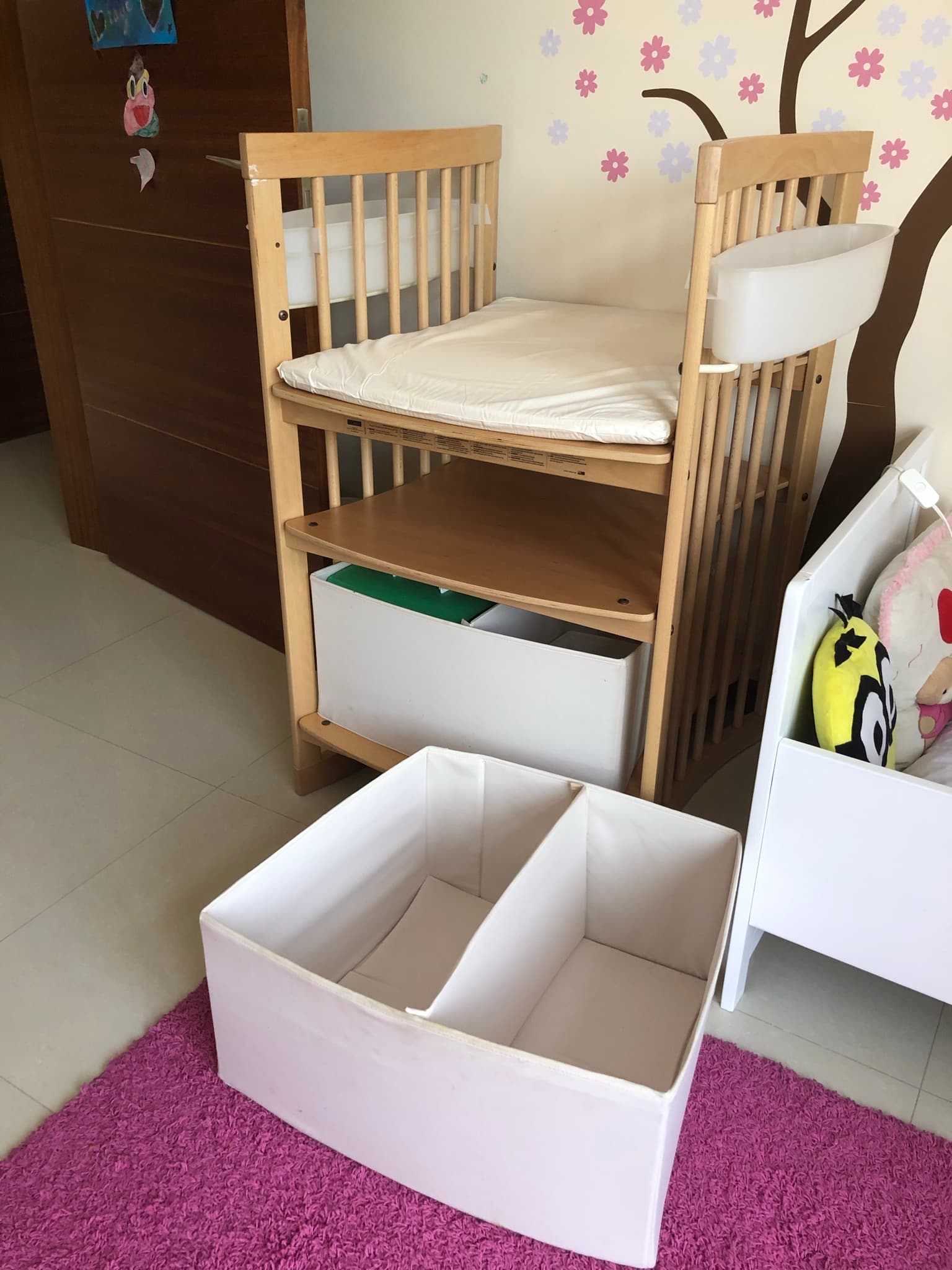 Stokke Changing Table for sale - For Sale in Bahrain
