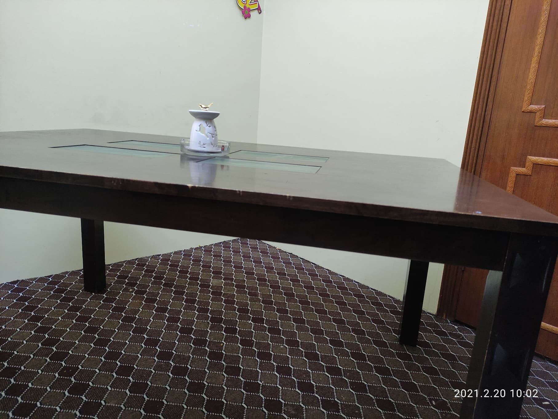 6 Seater Dinning Table image 4