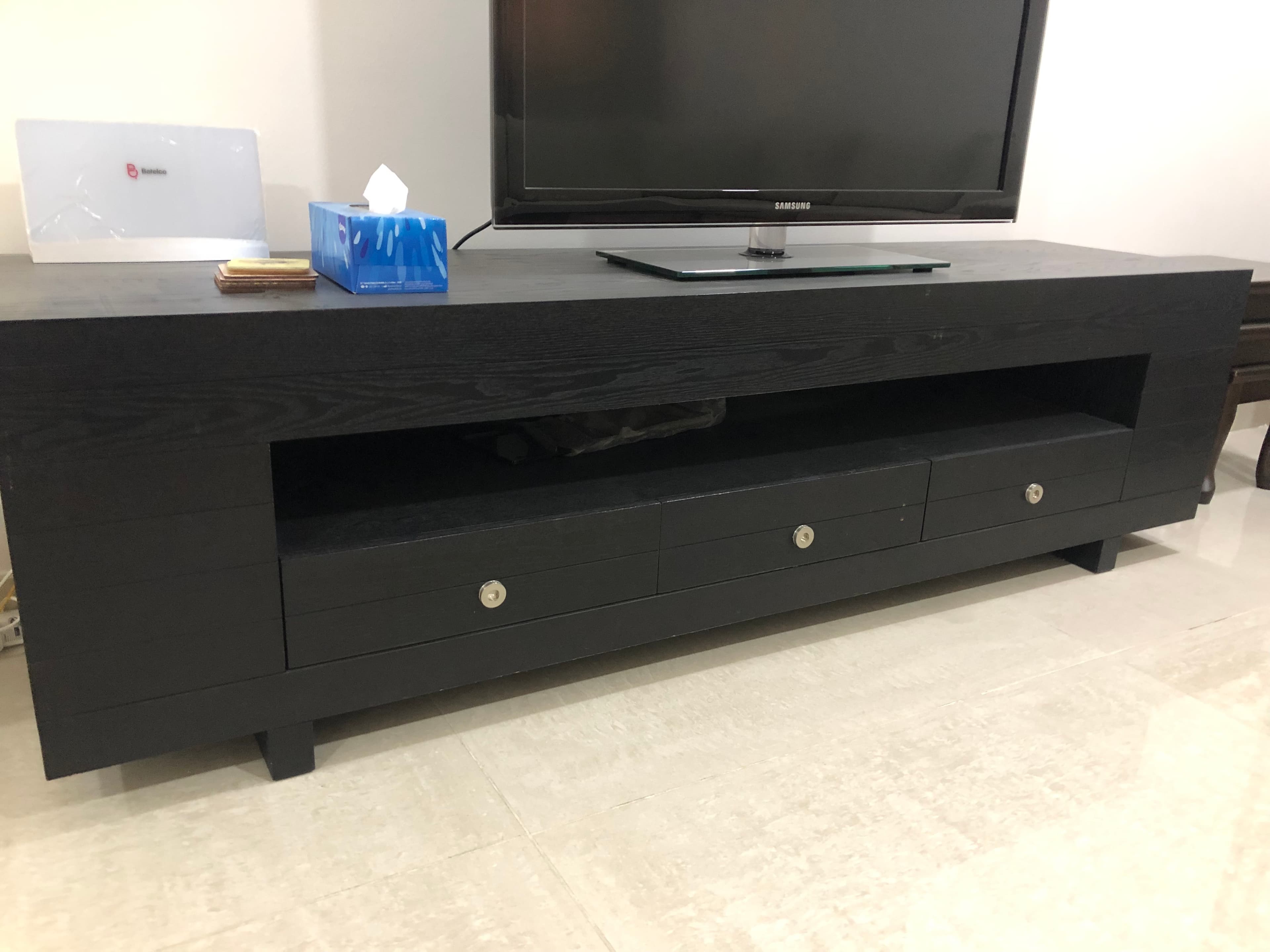 Console TV Table image 2