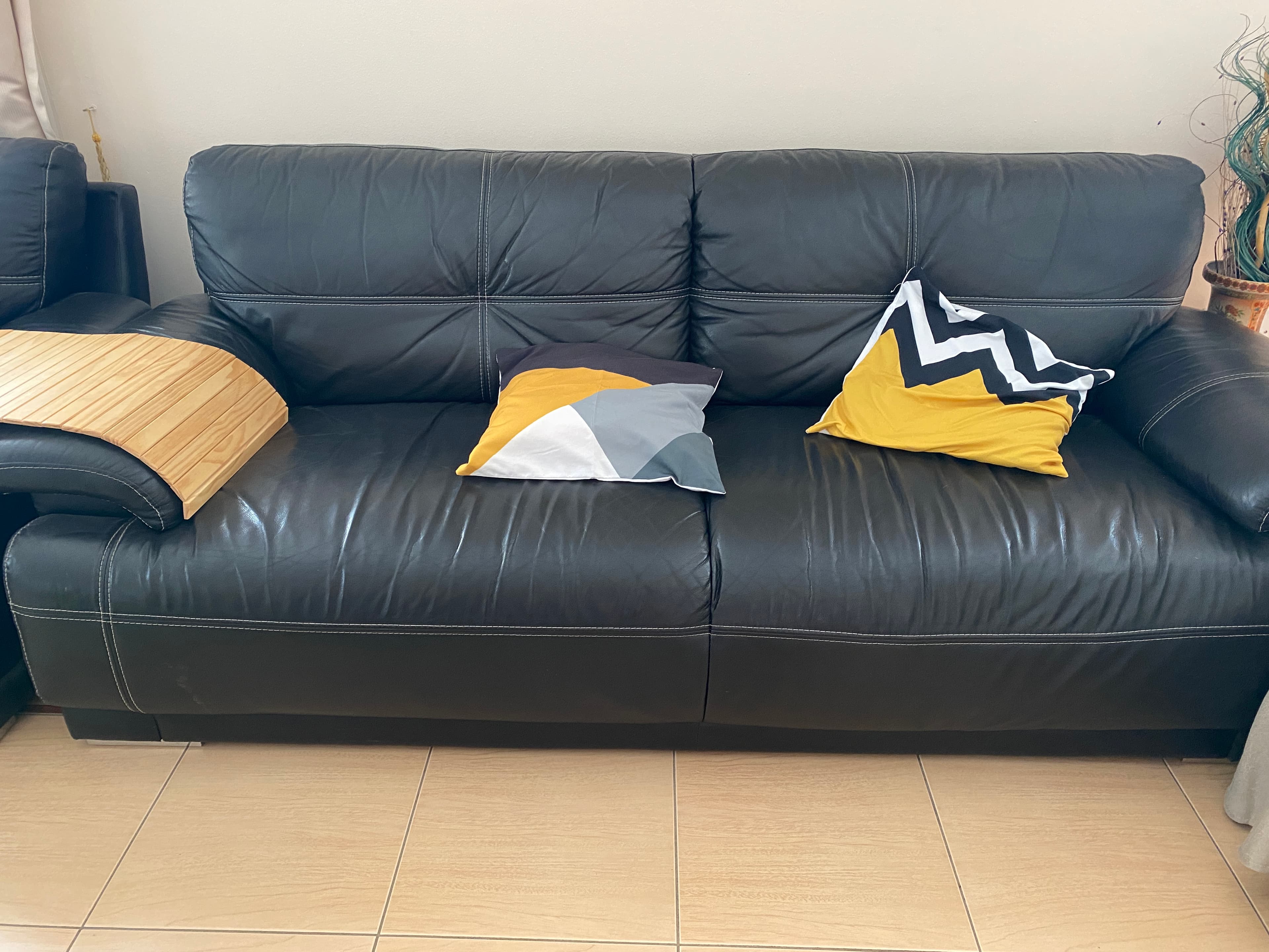 6-Seater Leather Sofa image 1