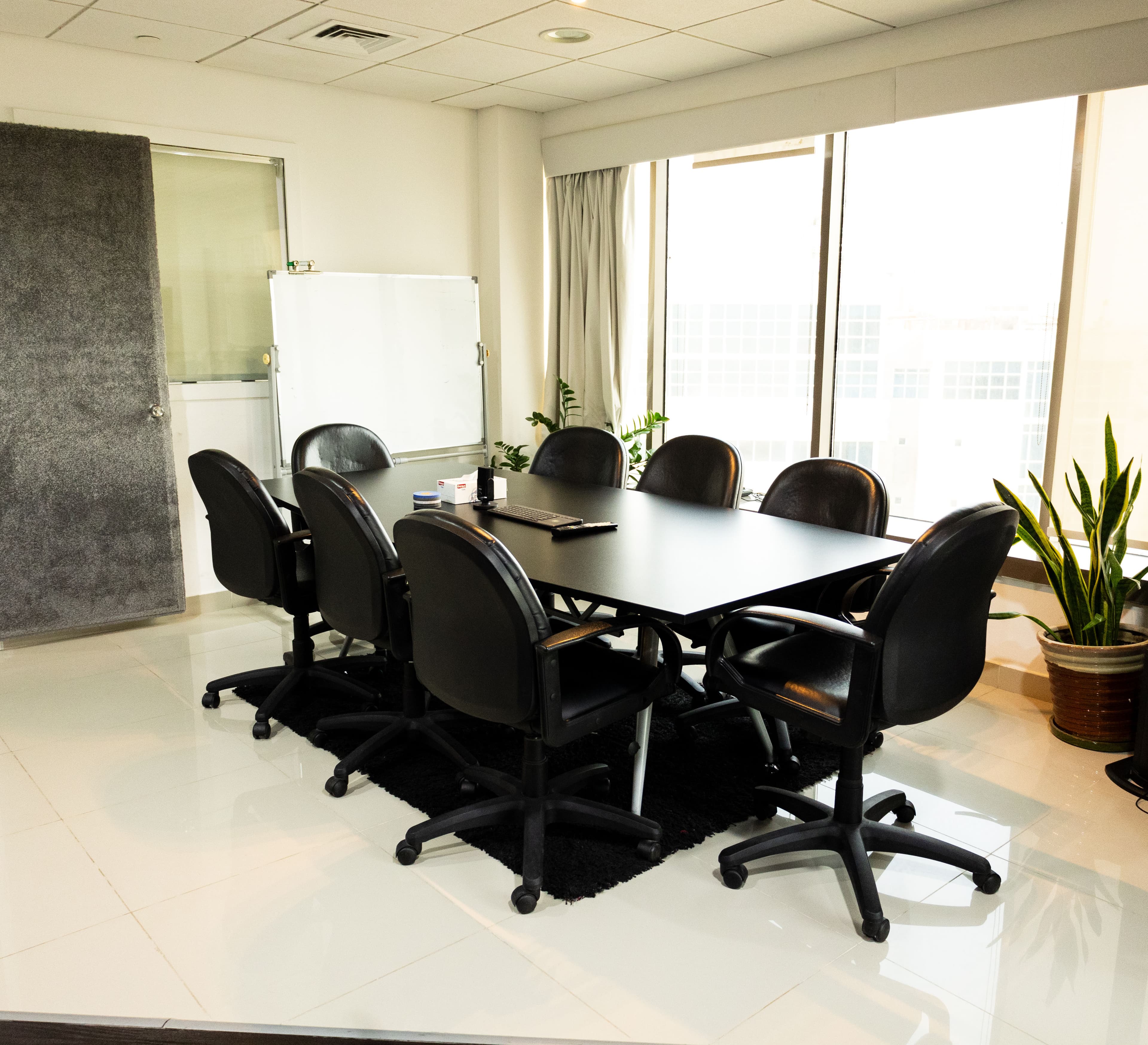 Meeting Table - For Sale in Bahrain