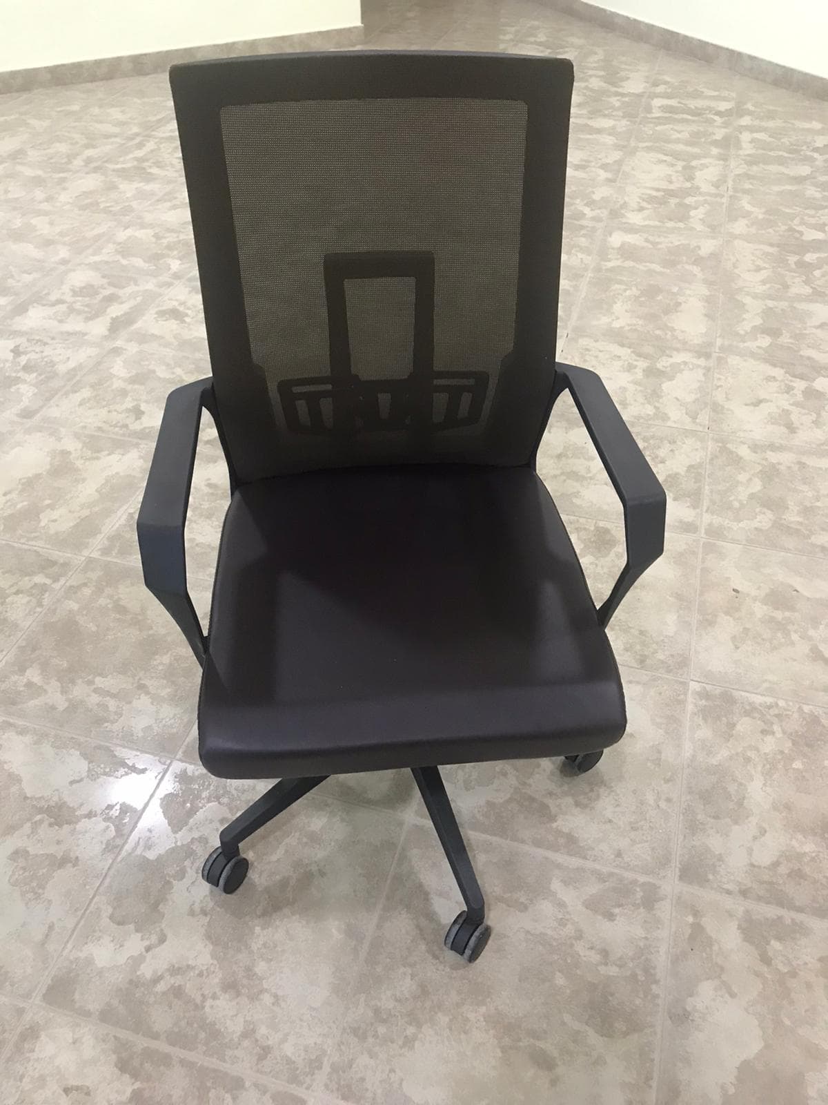 Office chairs  image 2