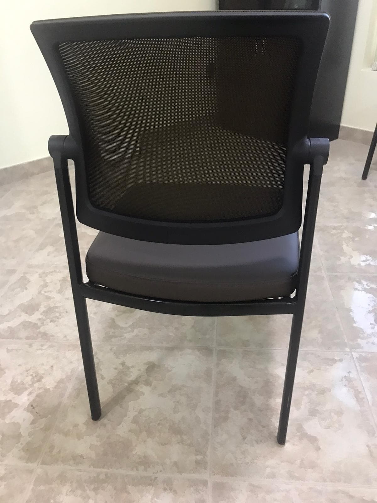 Office chairs  image 4