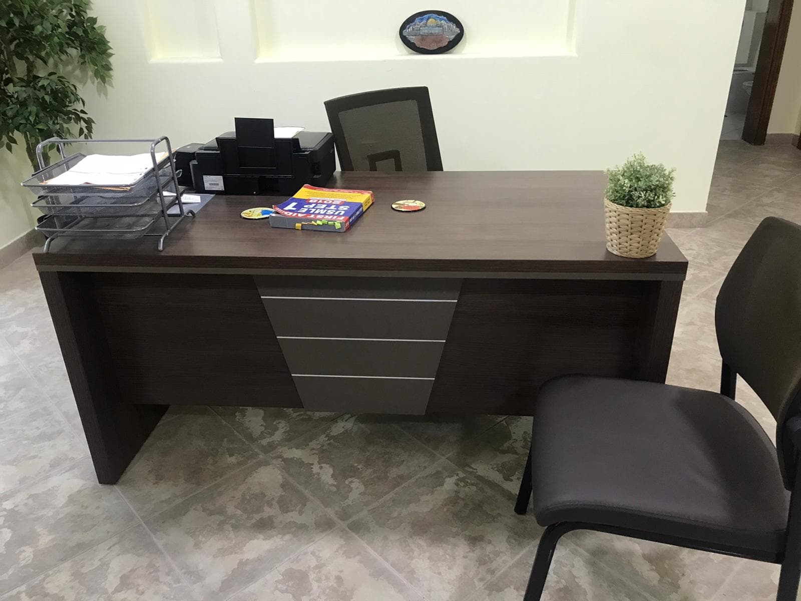 Office Desk image 1