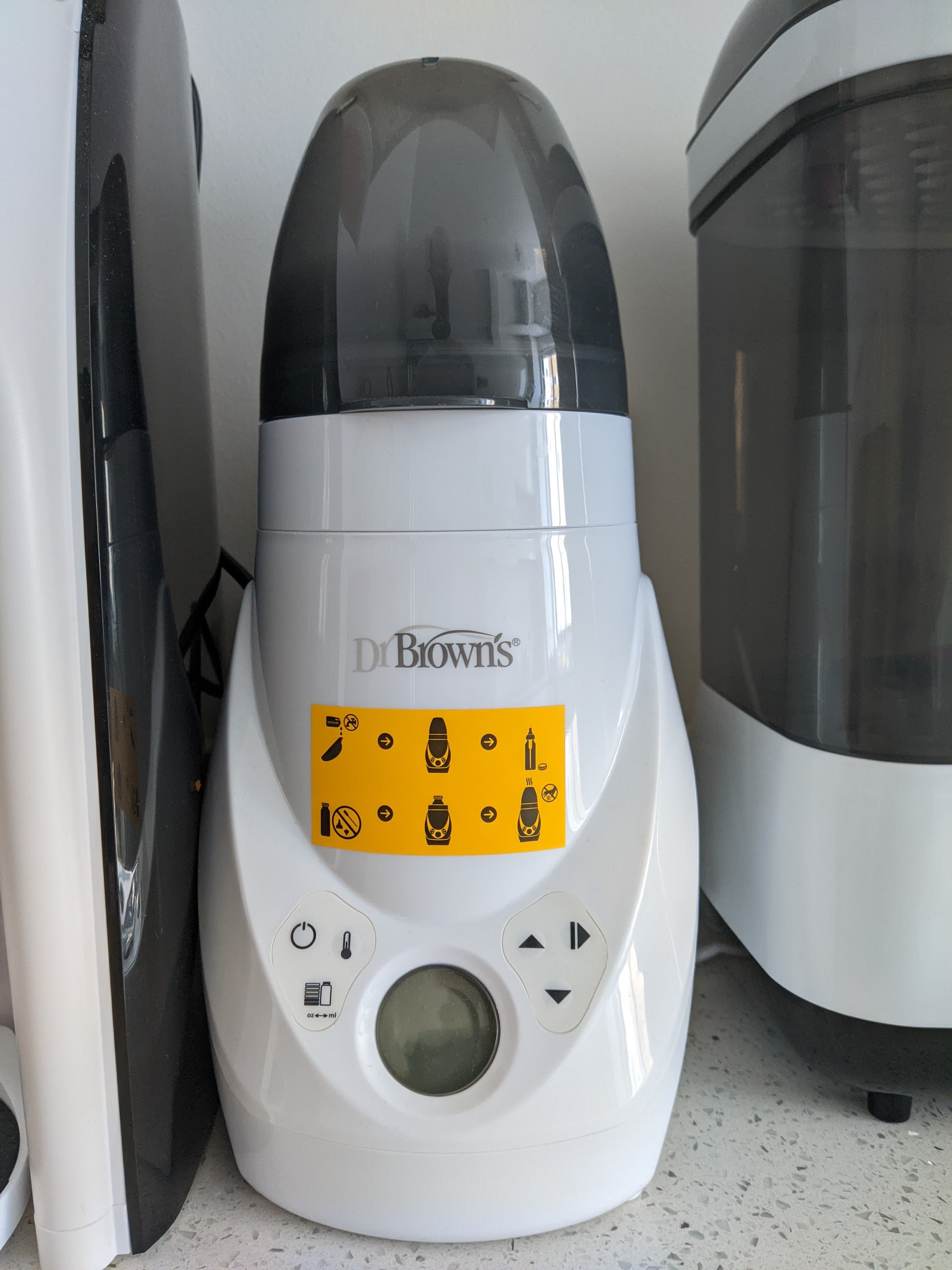 Dr Brown bottle warmer - For Sale in Bahrain