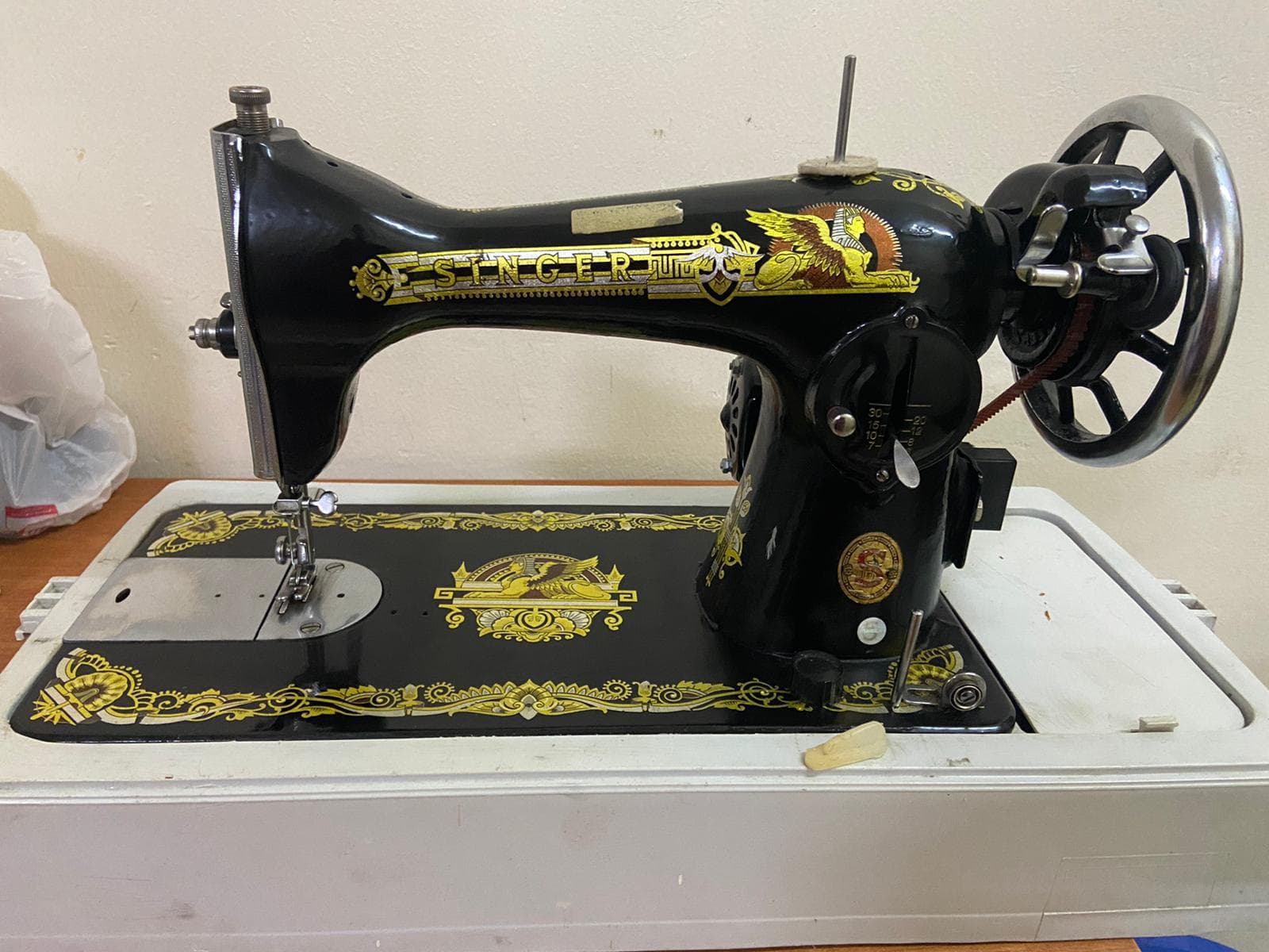 Stiching Machine 4 Sale image 1