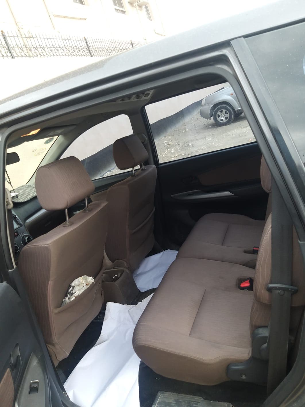 Car sale TOYOTA AVANZA 2017 image 4