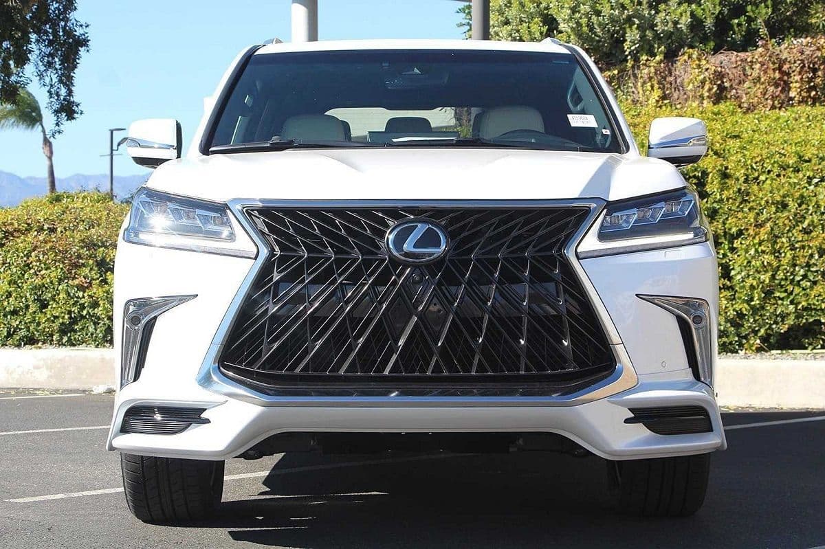 Lexus Gcc Lx570 Sport Petrol image 2