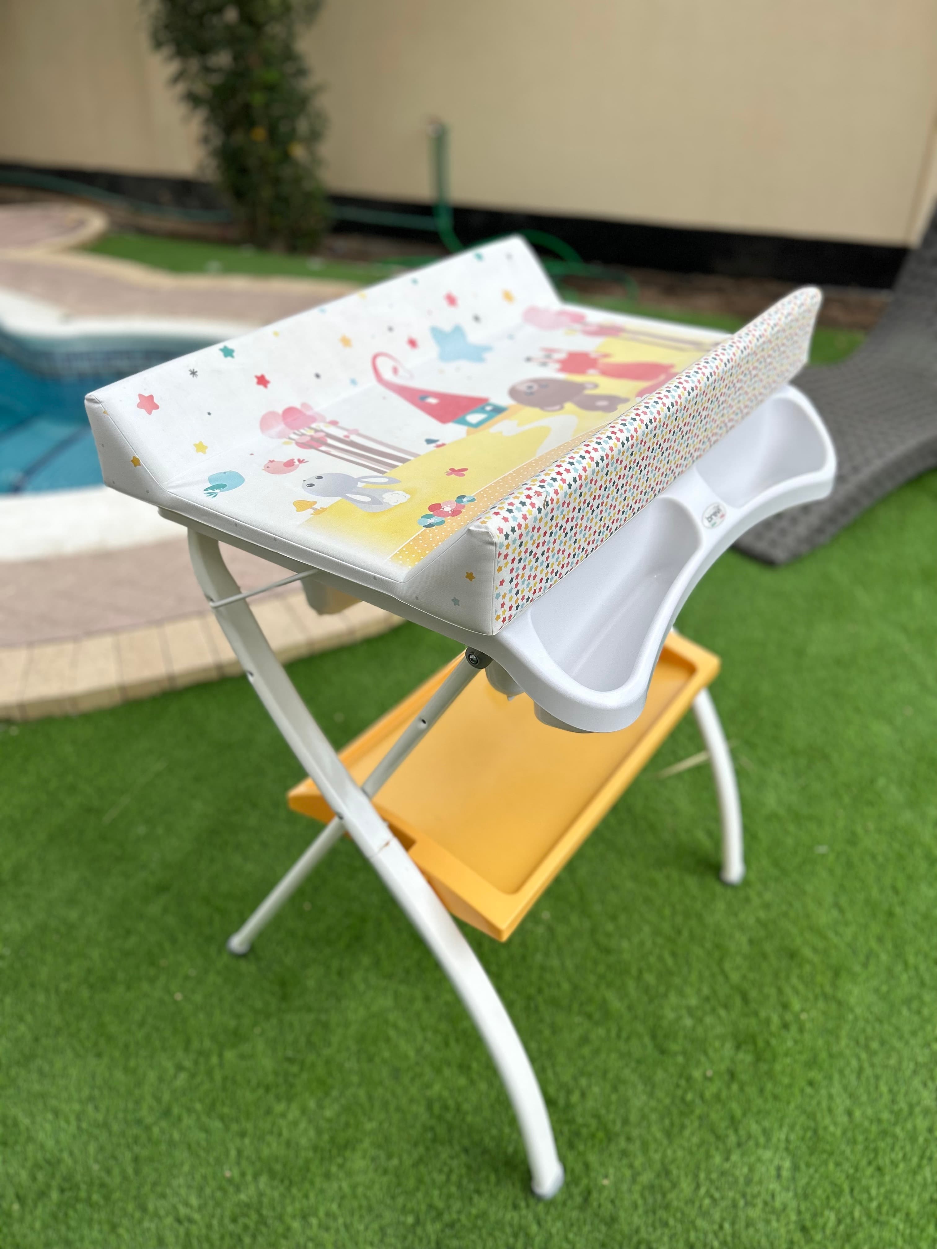 Baby bath tub - For Sale in Bahrain