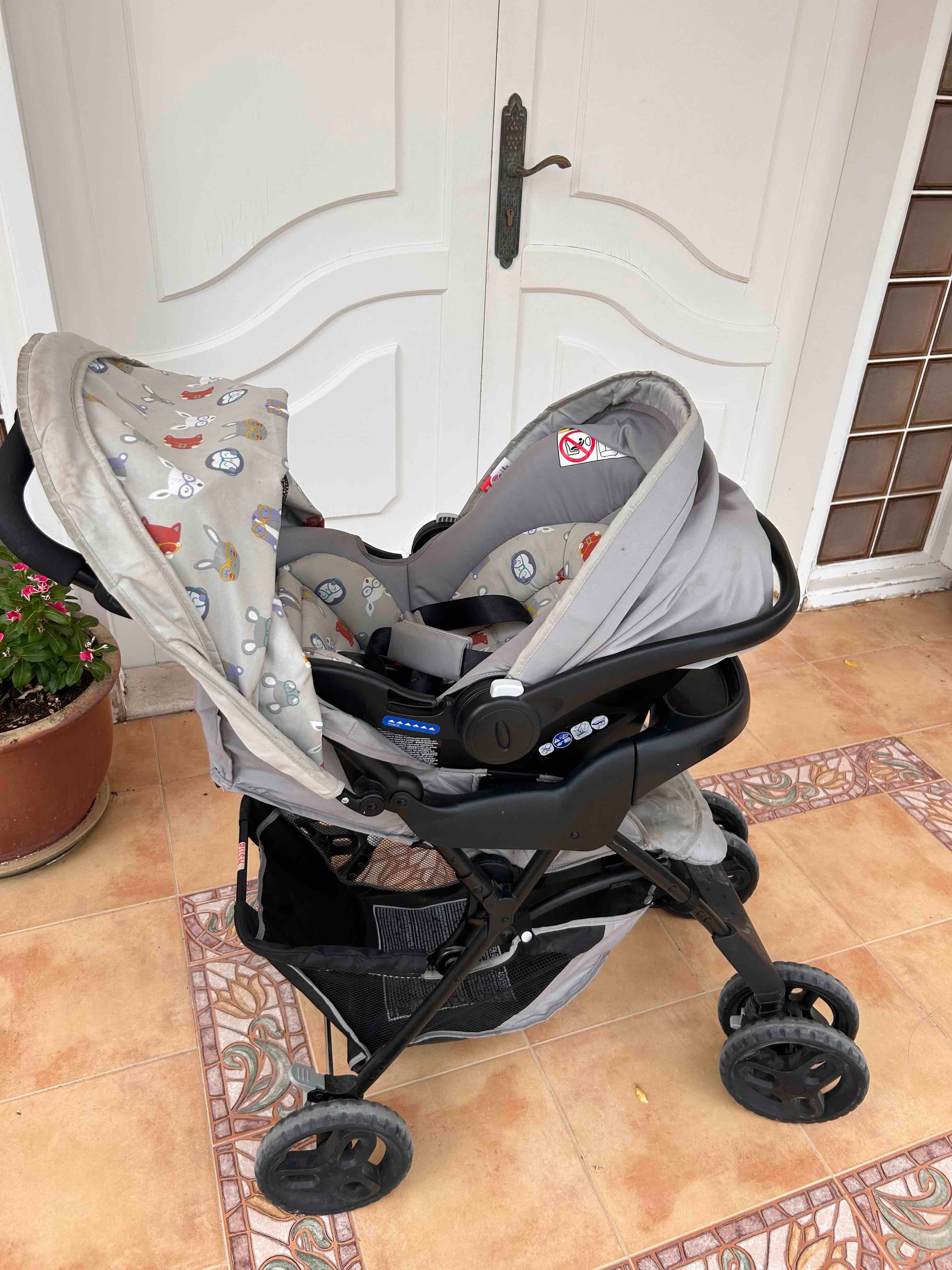 Baby stroller and car seat image 3
