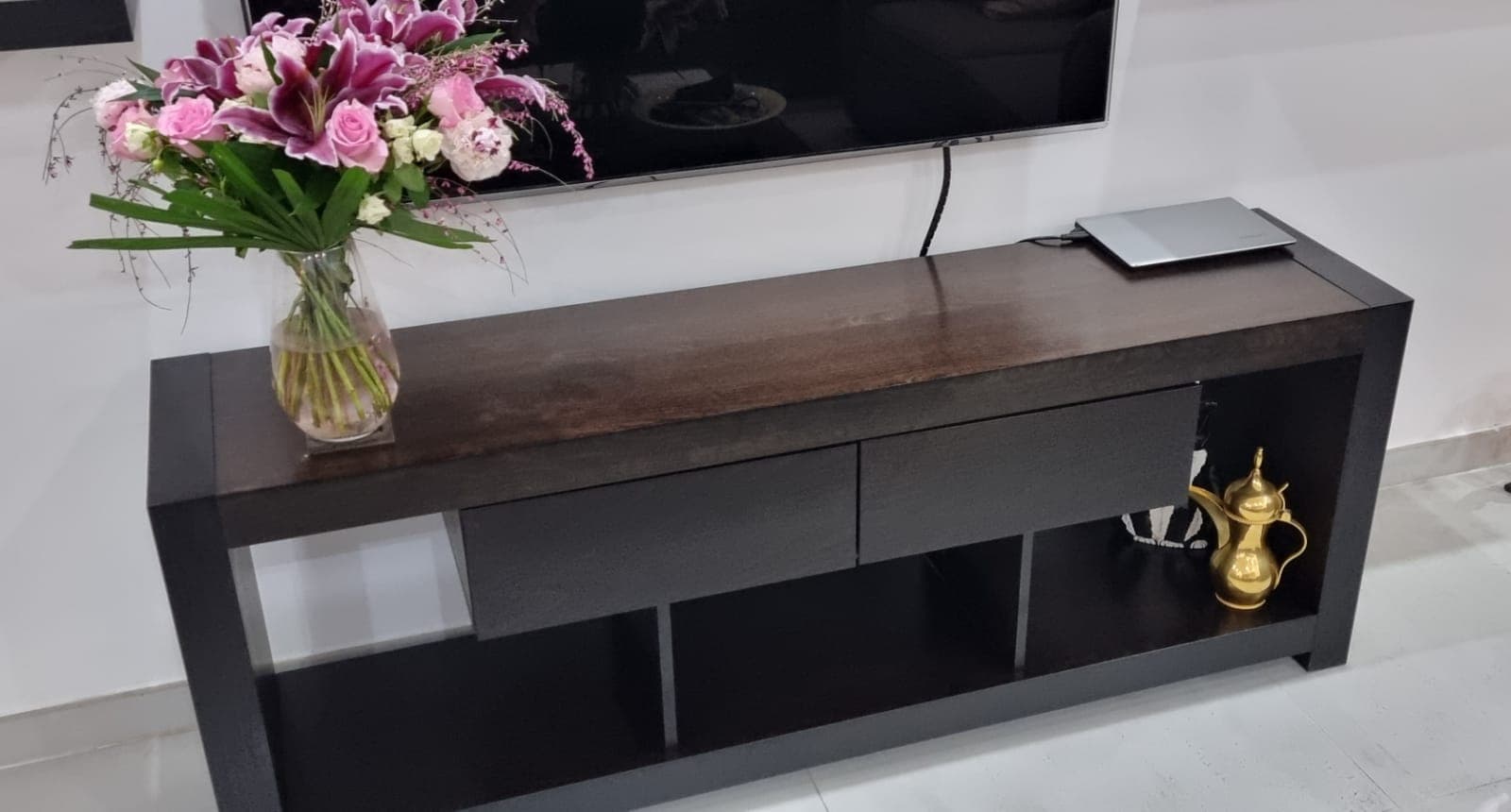 WENGE WOOD UNIT - For Sale in Bahrain